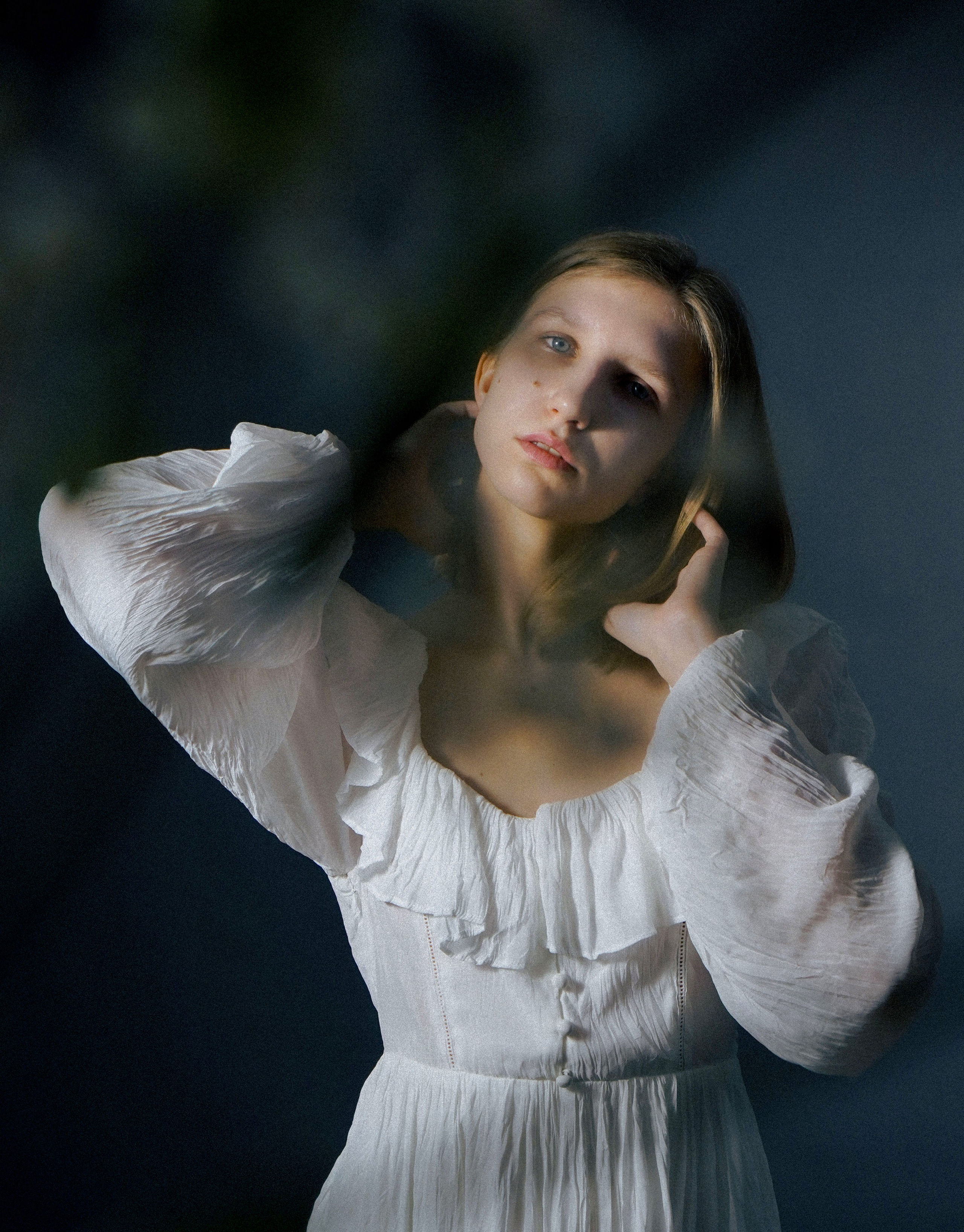 Портретная фотосессия в студии с цветами для Анны в Санкт-Петербург. Светлана Гопанюк. Портретный фотограф. Санкт-Петербург. СПб