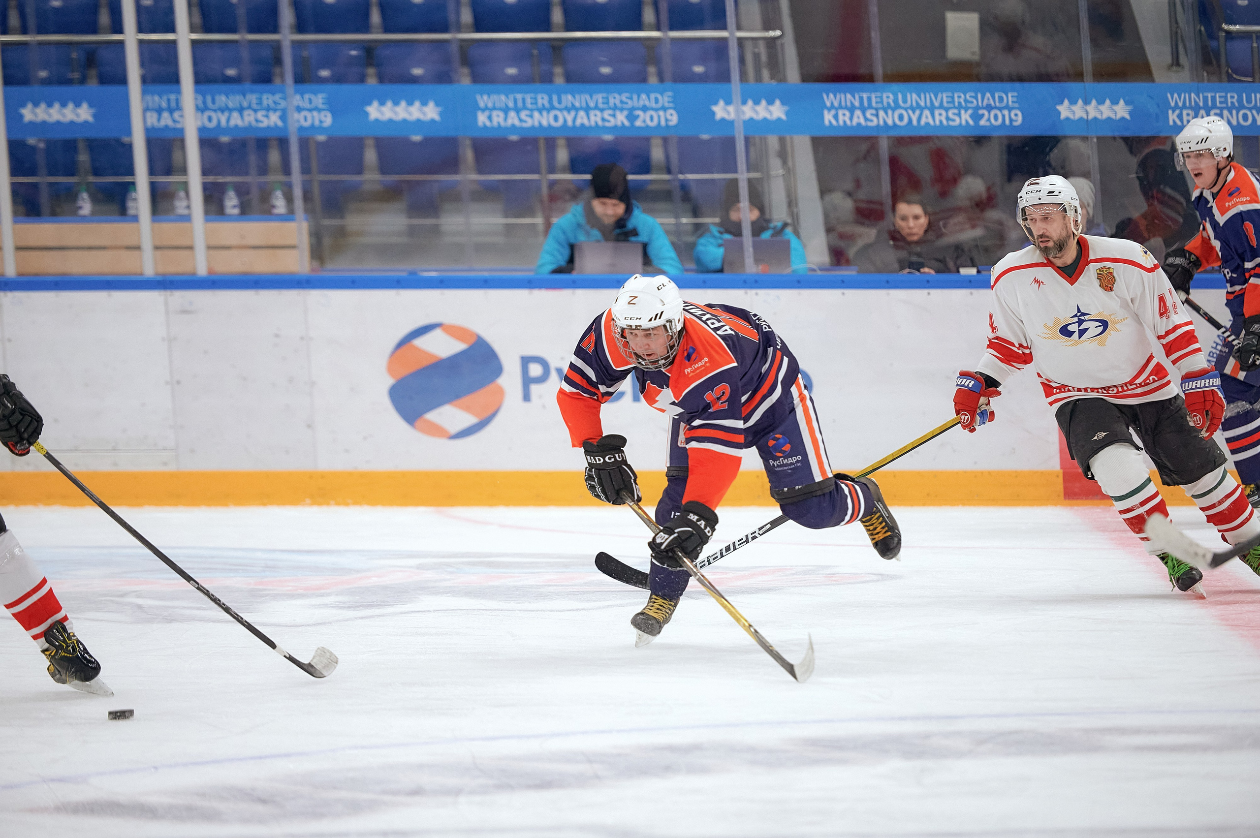 Портфолио репортажной фотосъёмки: Кристалл арена — Хоккей — РусГидро. Фотограф Яковлев Роман — Красноярск