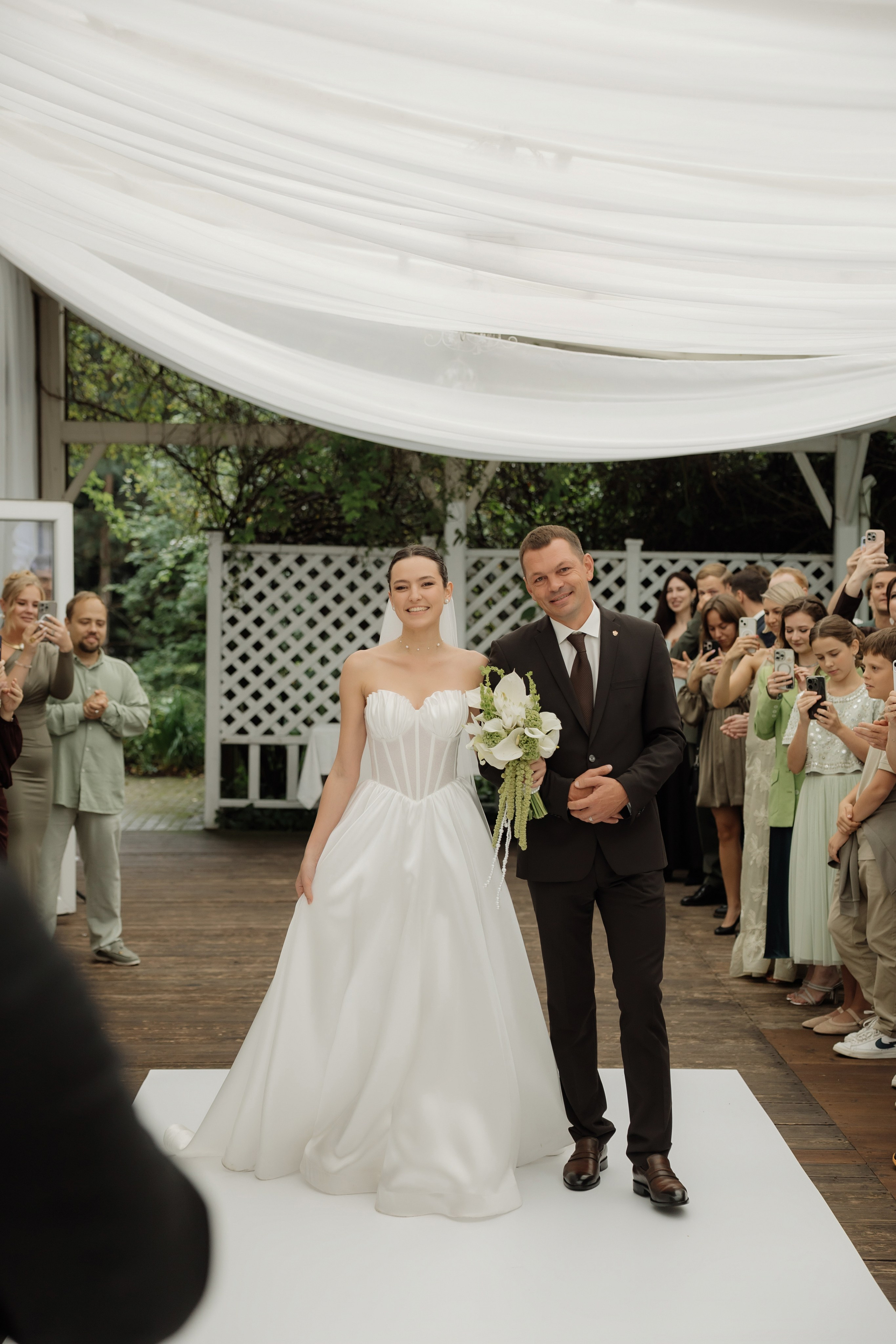 Ты рядом со мной, и это — самый чистый кайф! ♥. Свадебный фотограф Калининград