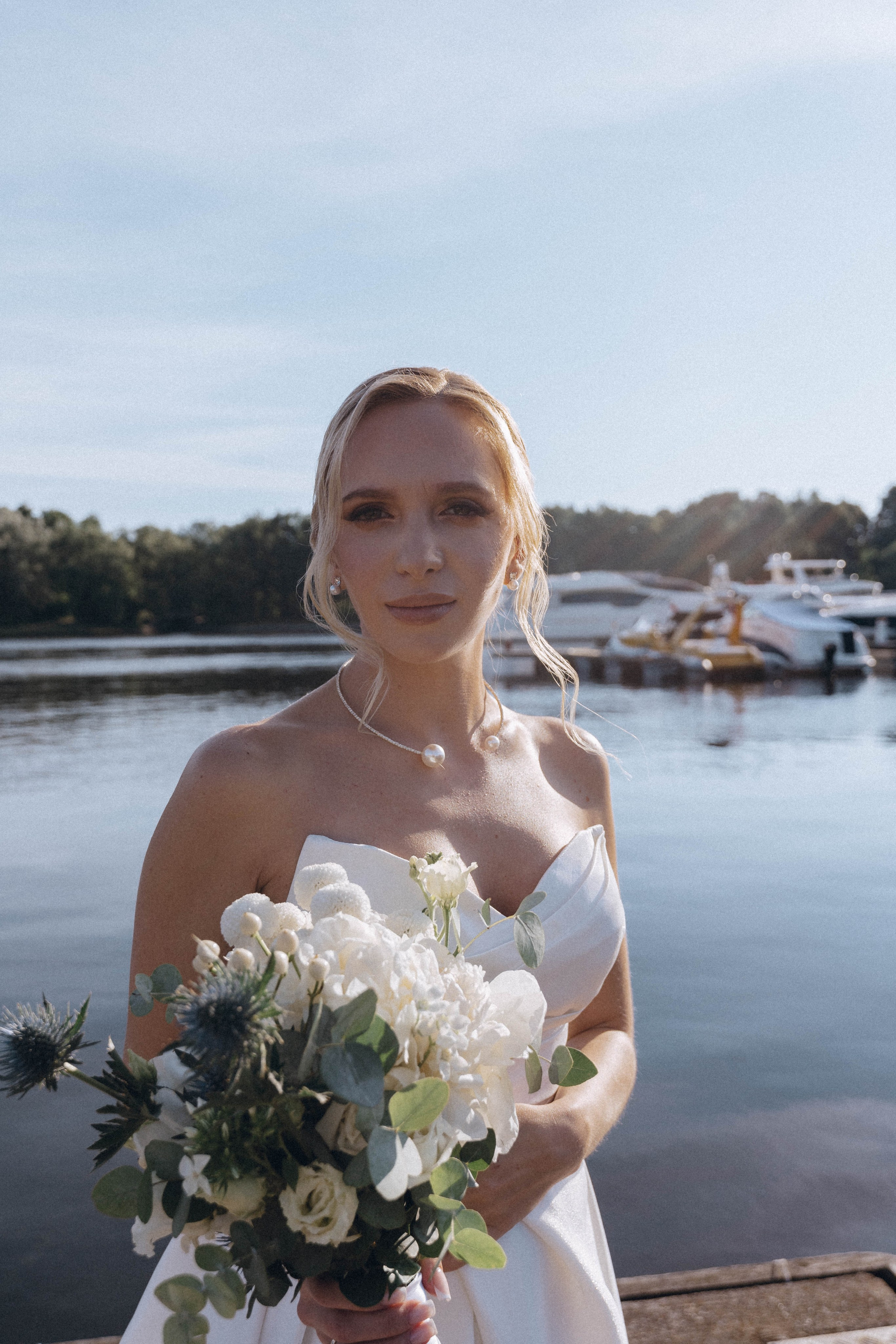 СВАДЕНБНАЯ СЬЕМКА НА КАТЕРЕ ПО КАНАЛАМ САНКТ-ПЕТЕРБУРГА И В АКВАТОРИИ НЕВЫ. Профессиональный фотограф, Санкт-Петербург — Виктория Богомолова