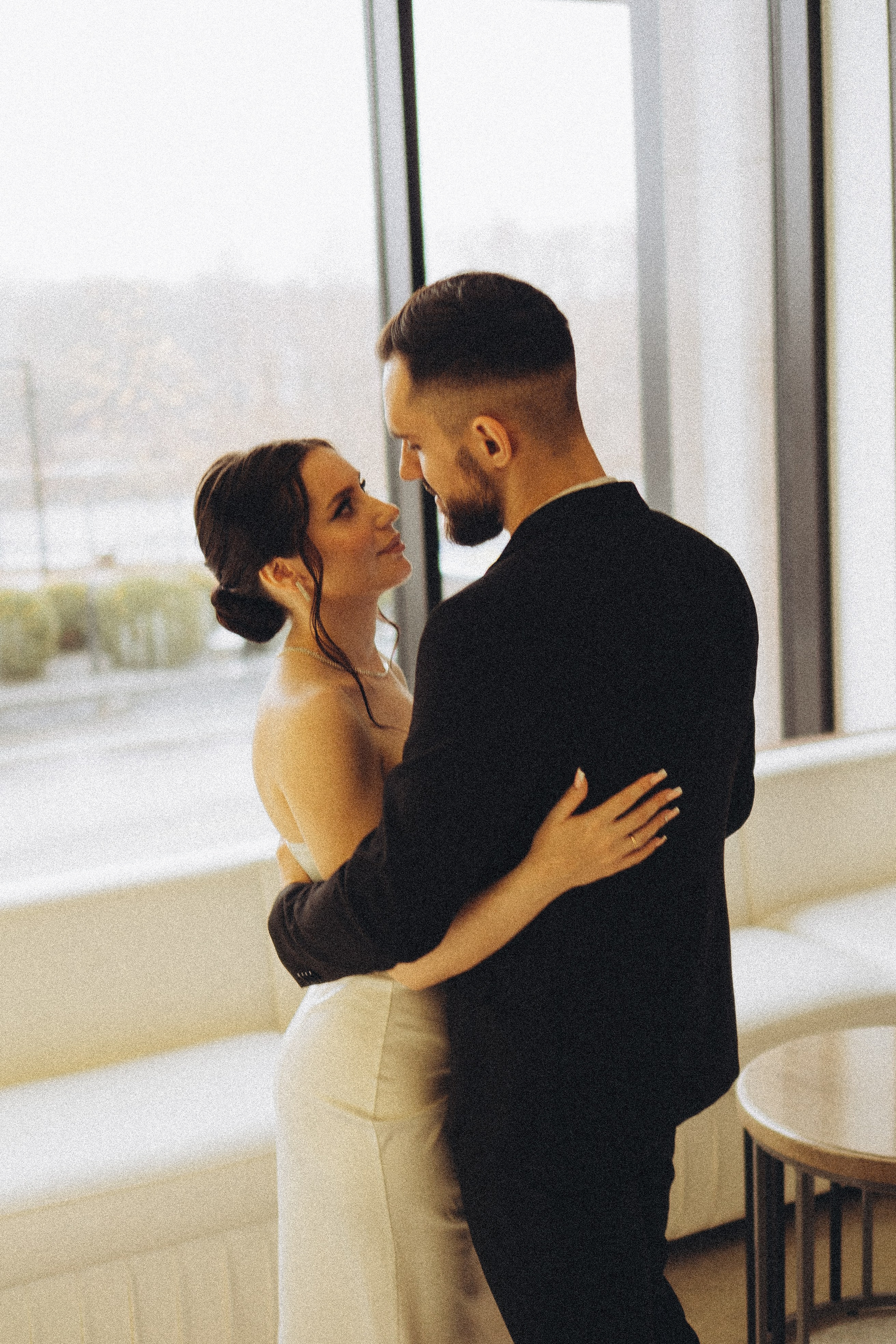 СВАДЕБНАЯ СЬЕМКА СБОРОВ ЖЕНИХА И НЕВЕСТЫ В ОТЕЛЕ И ТАКЖЕ ФОТОСЕССИИЯ В ОТЕЛЕЕ МЕГАПОЛИС БРЯНСК. Профессиональный фотограф, Санкт-Петербург — Виктория Богомолова