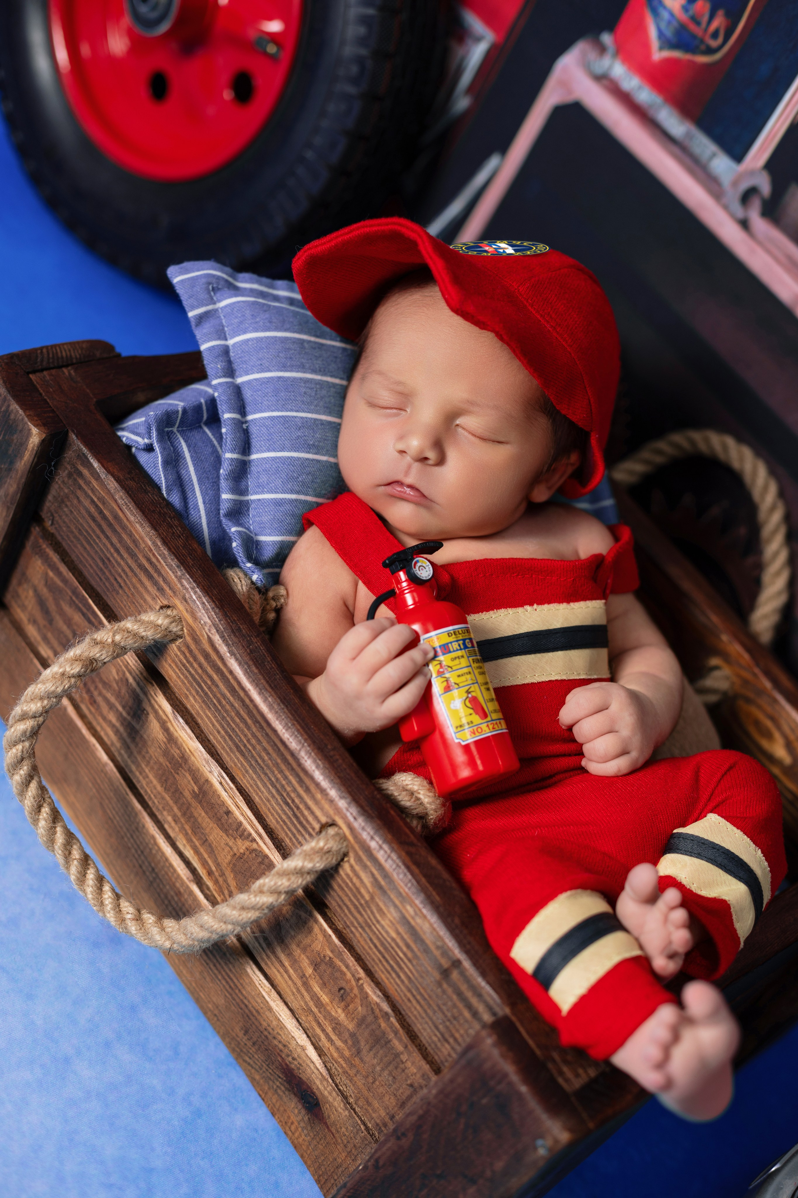 Фотограф новорождённых Псков