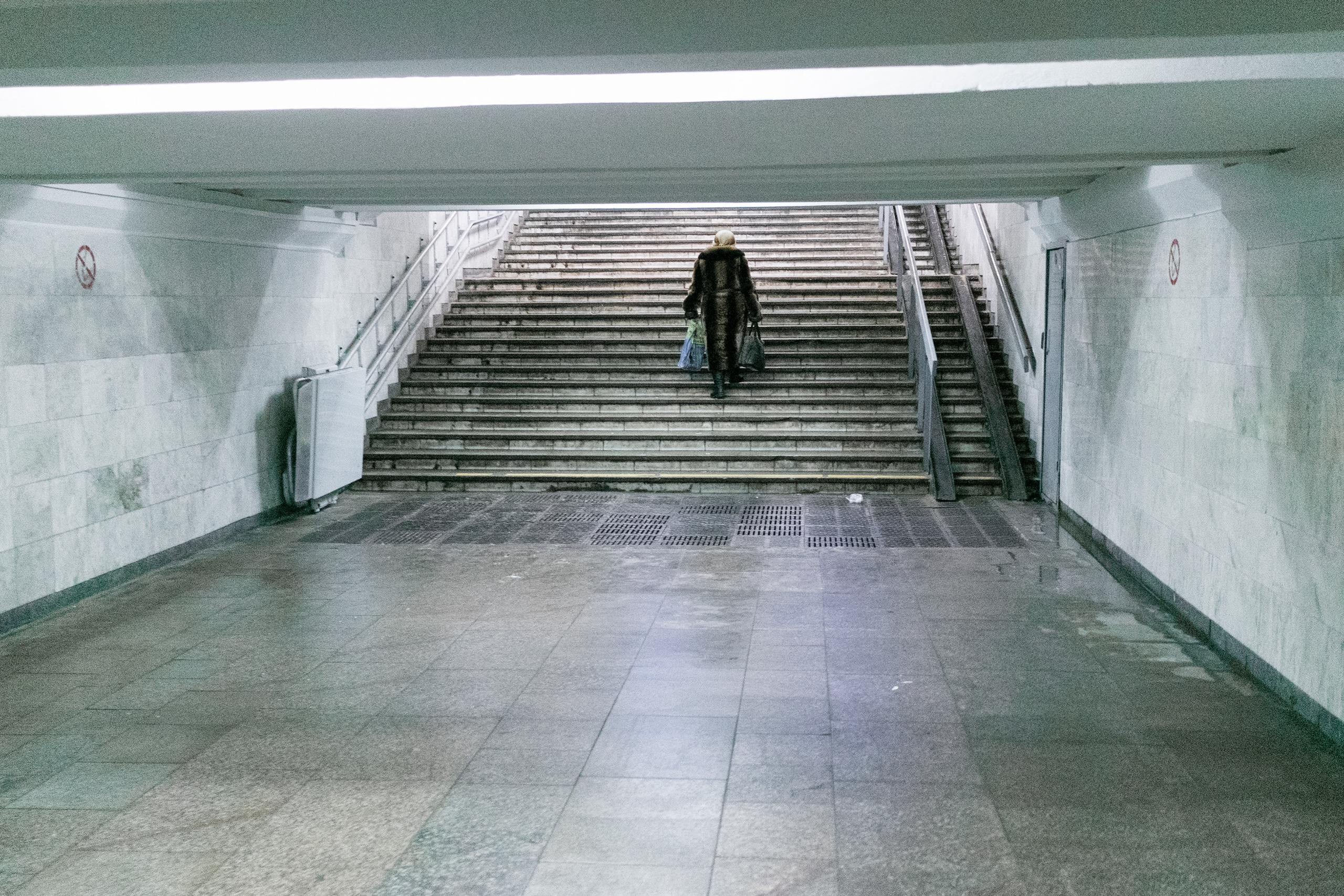 Выход из станции метро "Парк культуры", конечной станции на автозаводской ветке. Нижний Новгород, Автозавод.