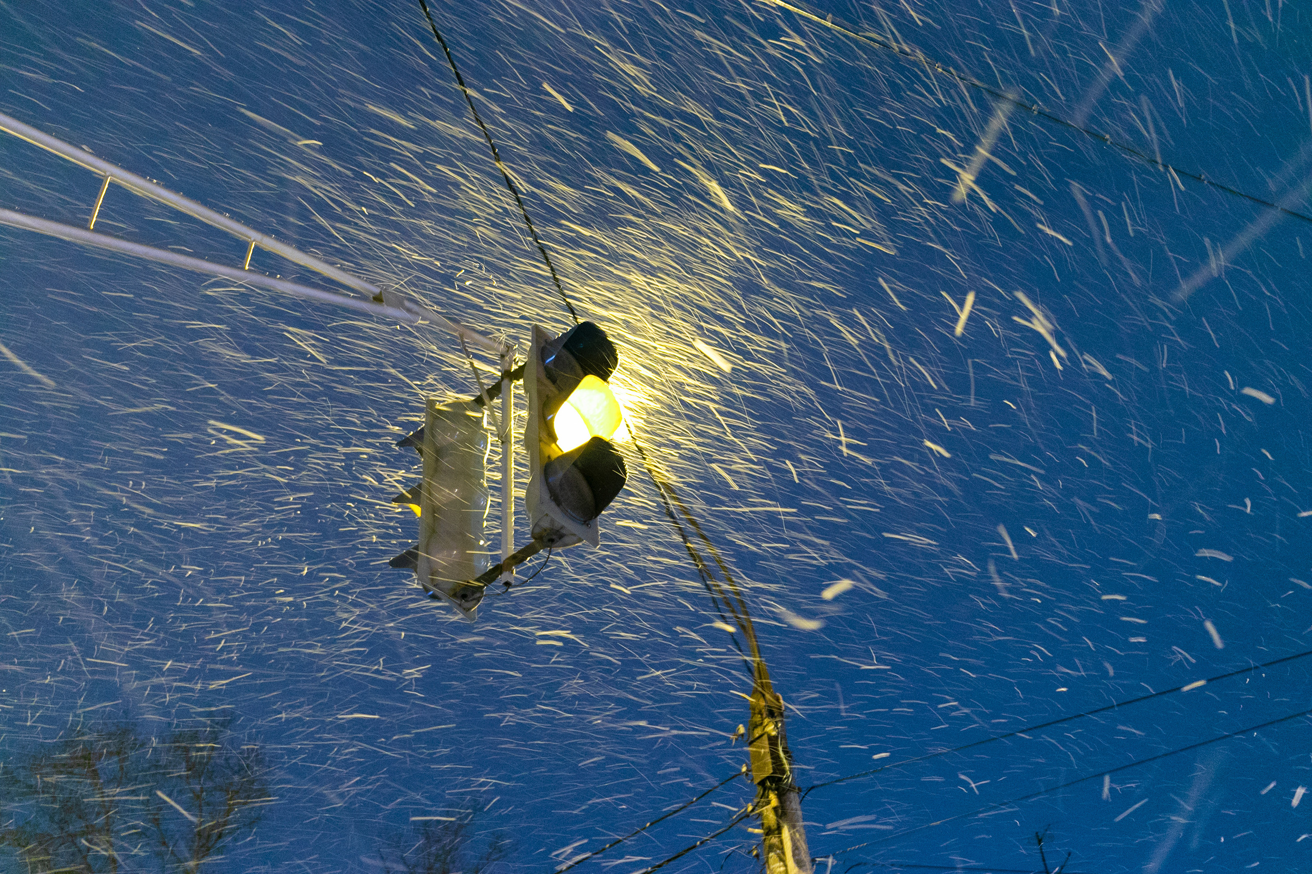 Светофор по время метели. Нижний Новгород, Автозавод.