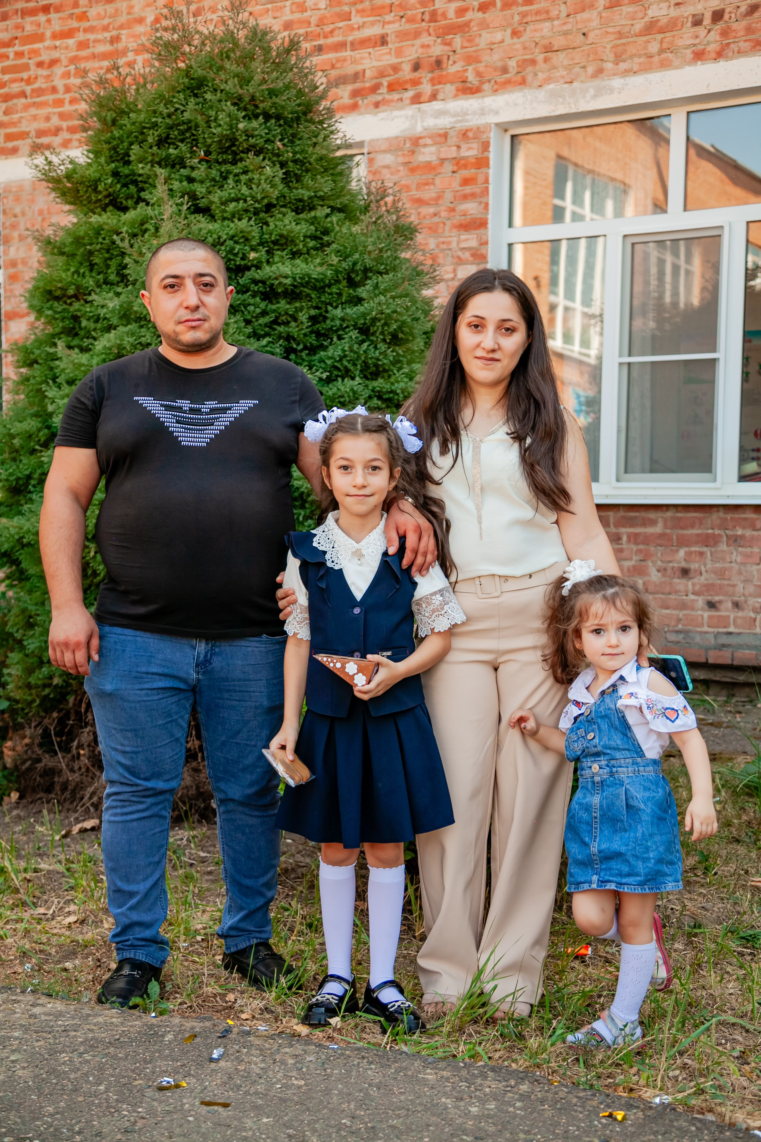 1 сентября линейка. Свадебный и семейный фотограф в Армавире