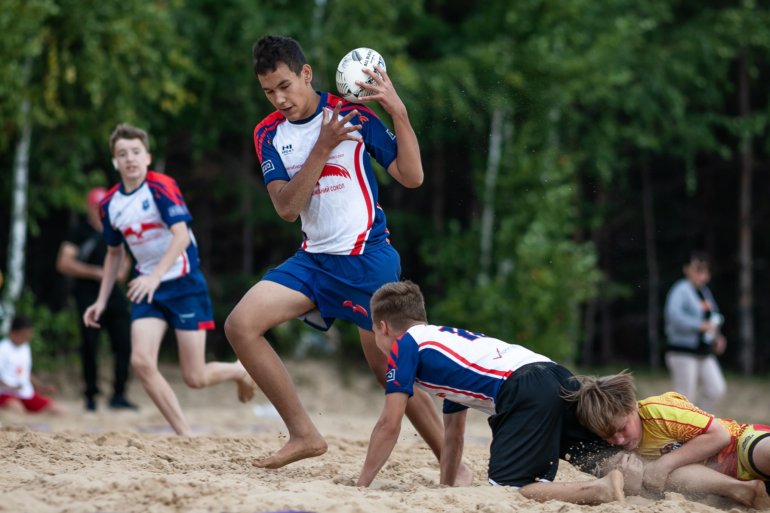 «Кубок «Молота» по пляжному Регби. Фотография