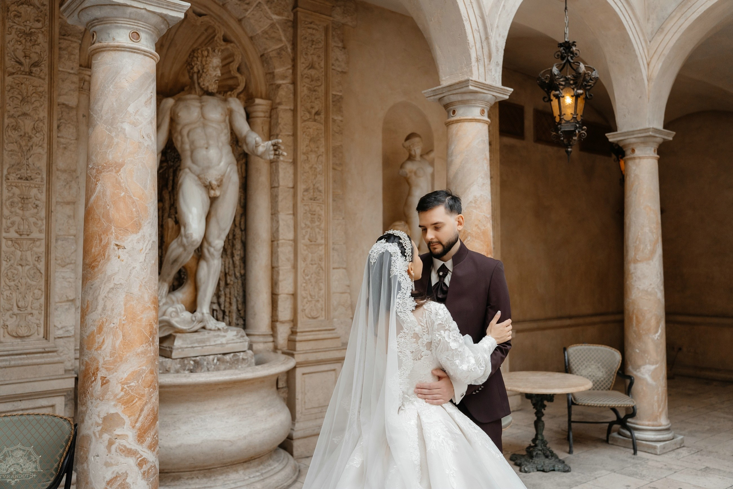 Свадебная фотосессия в ресторане Турандот. Свадебный и семейный фотограф в Москве Светлана Зоткина