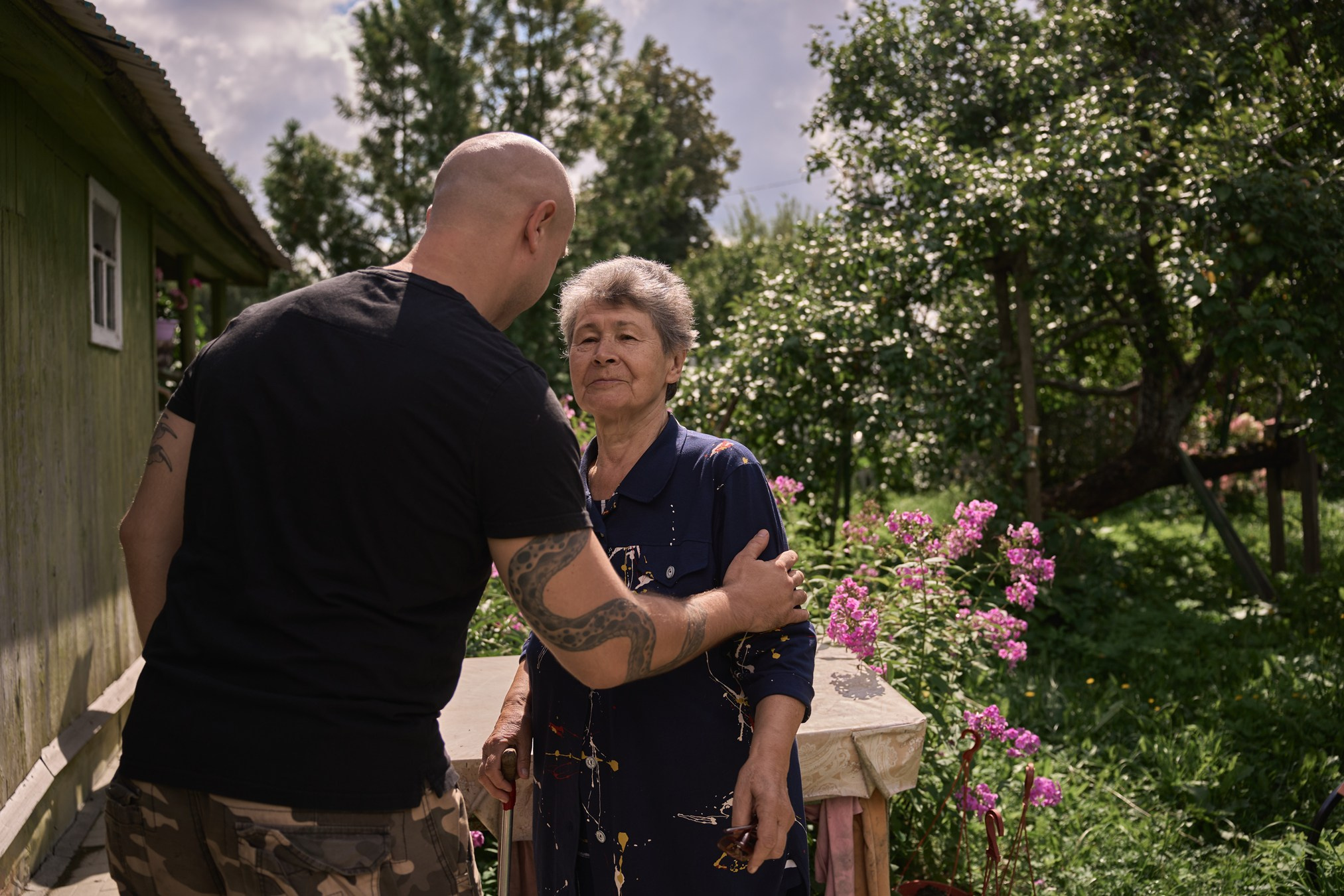 Пшеничное поле, битва Nerf и домик художницы. Фотограф Женя Пашкина