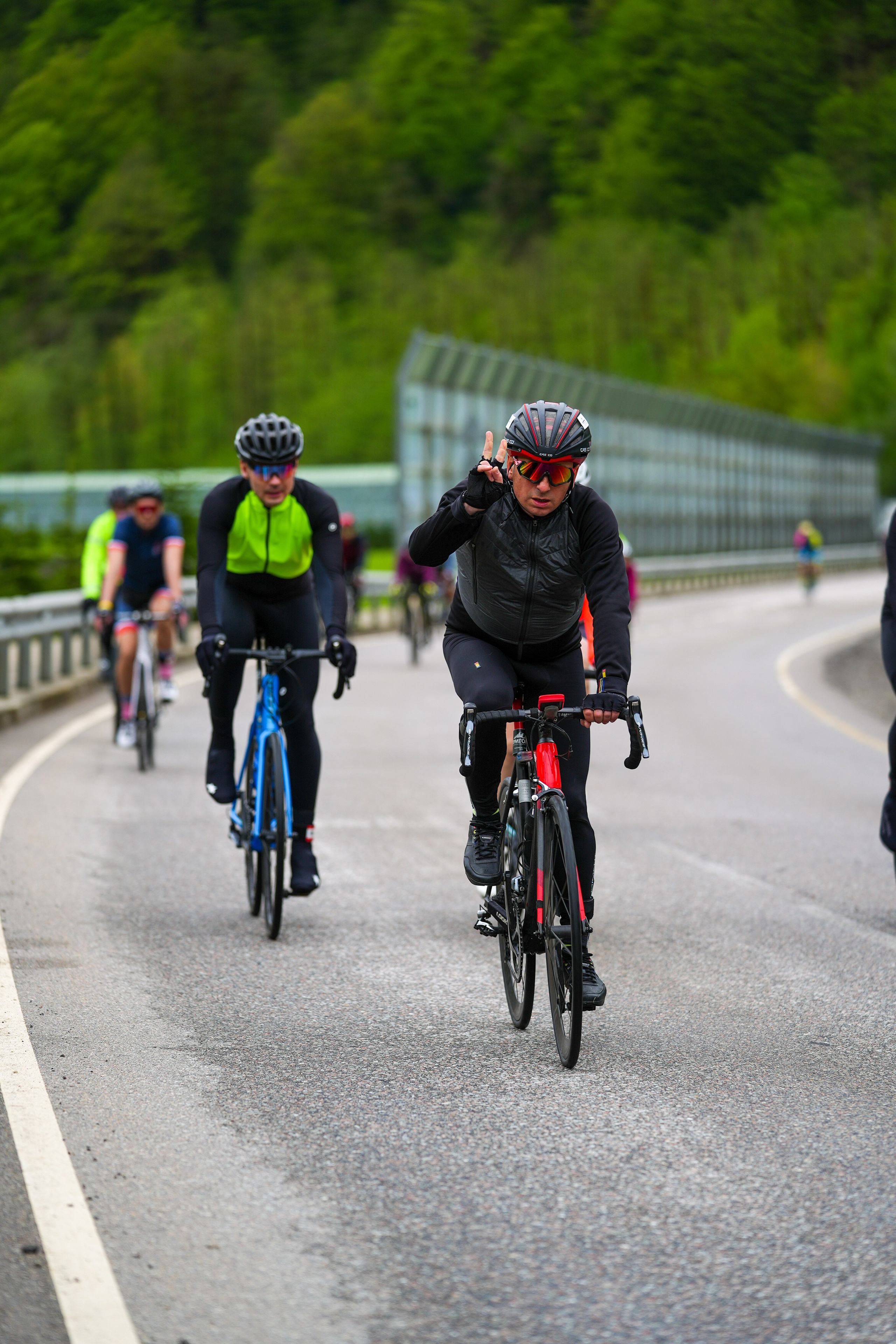 Велогонка «Три горы» на курортах горного кластера Красная Поляна. Репортажный фотограф в Красной Поляне и Сочи Павлюченко Екатерина