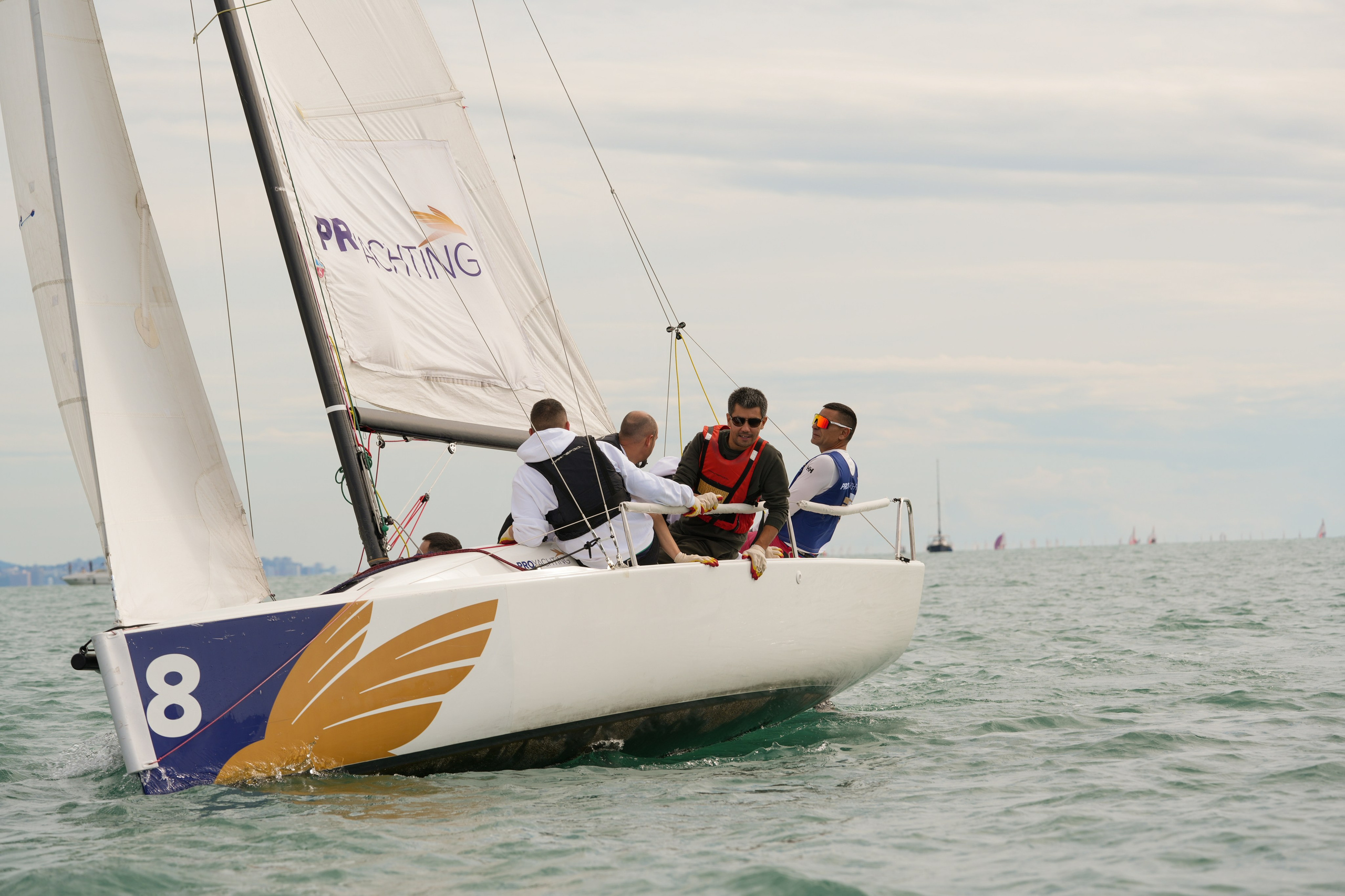 Яхтенная регата для компании Агрегатка. Репортажный фотограф в Красной Поляне и Сочи Павлюченко Екатерина