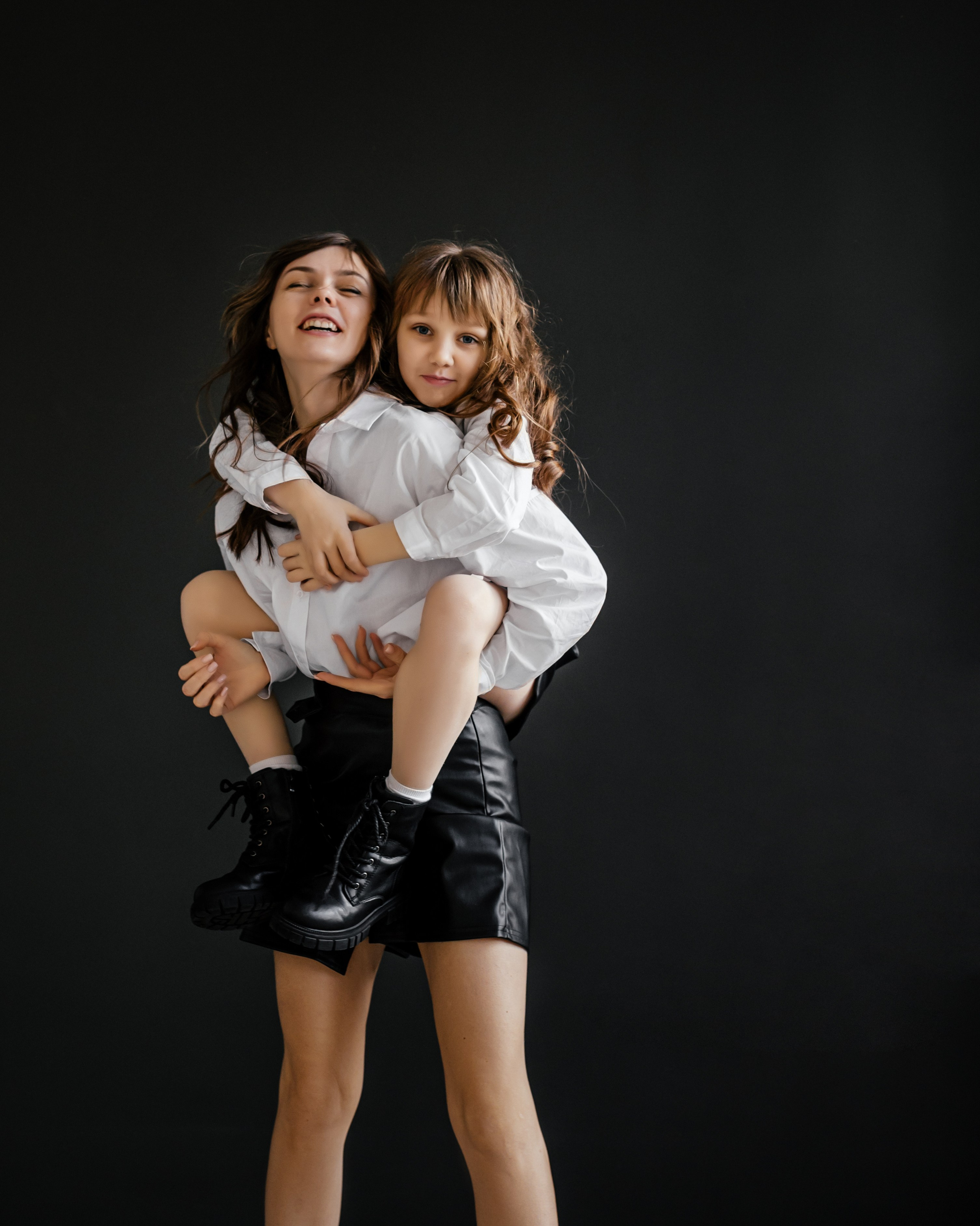 Элона и Сонечка. Семейный и женский фотограф в Краснодаре Александра Синчук