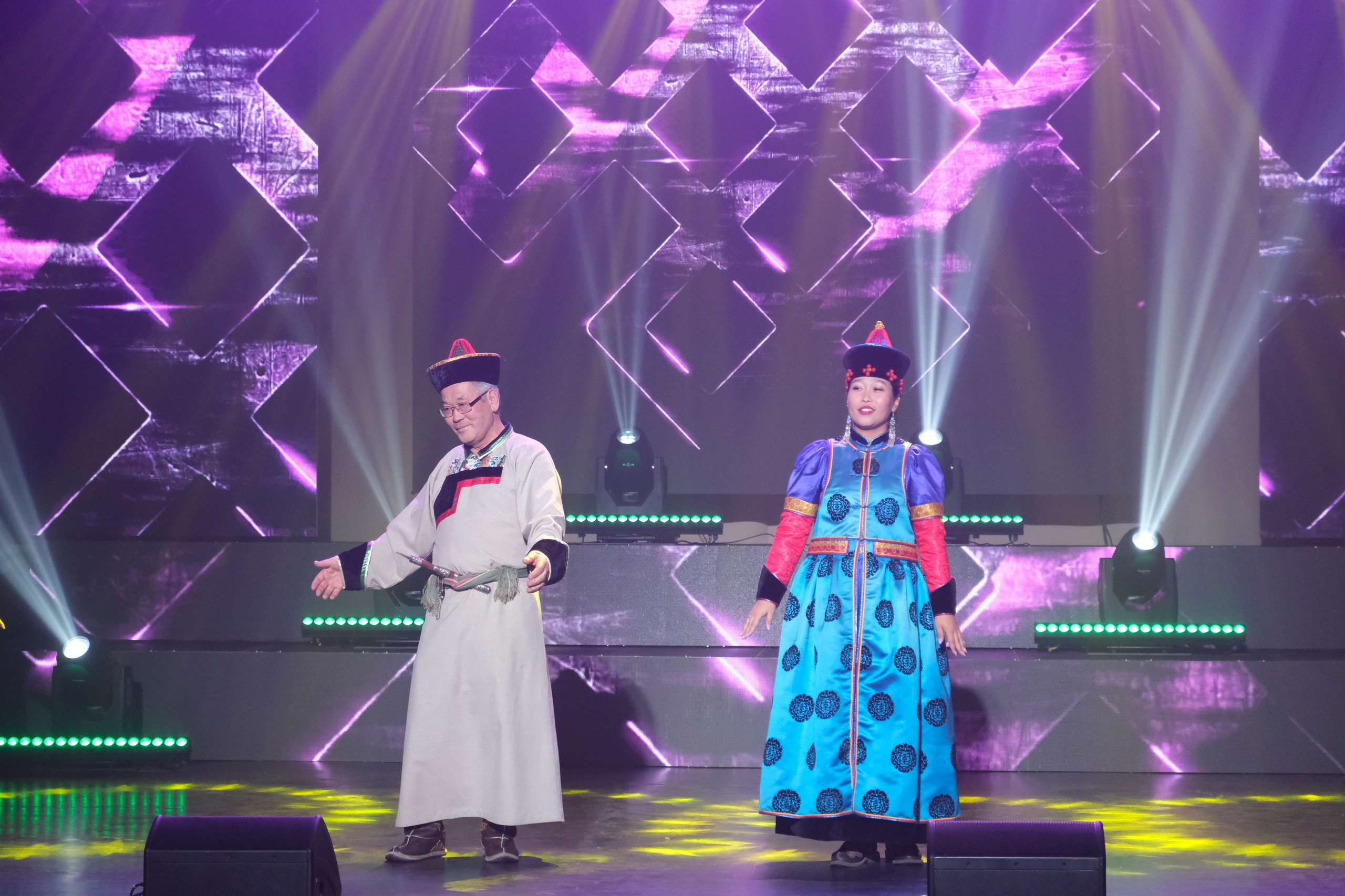 Концерт, посвященный 100-летию Хоринского района. Сэсэг — дочь степи | семейный фотограф