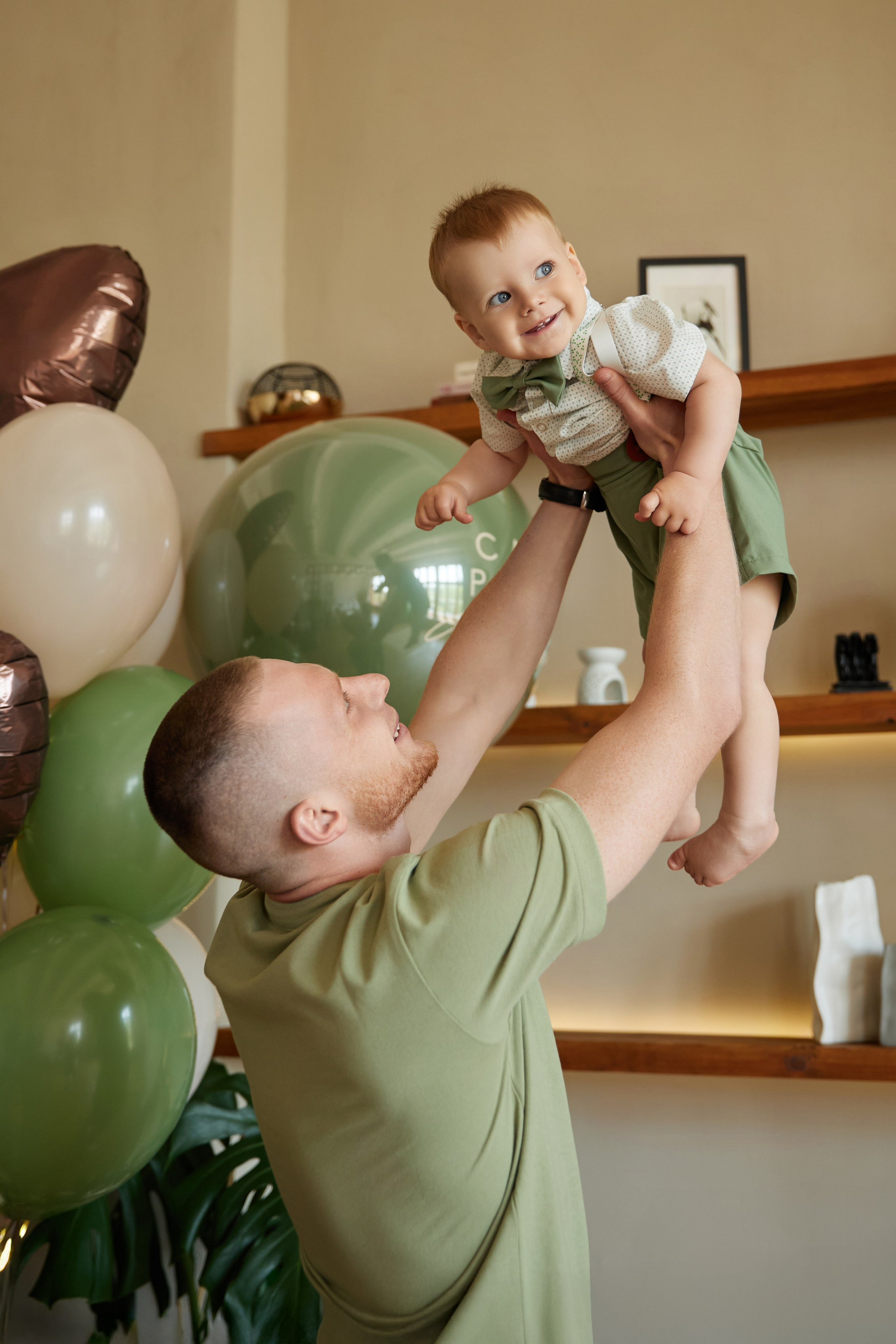 Годовасие Вити. Фотограф женского портрета, беременности и материнства Харькова Елена