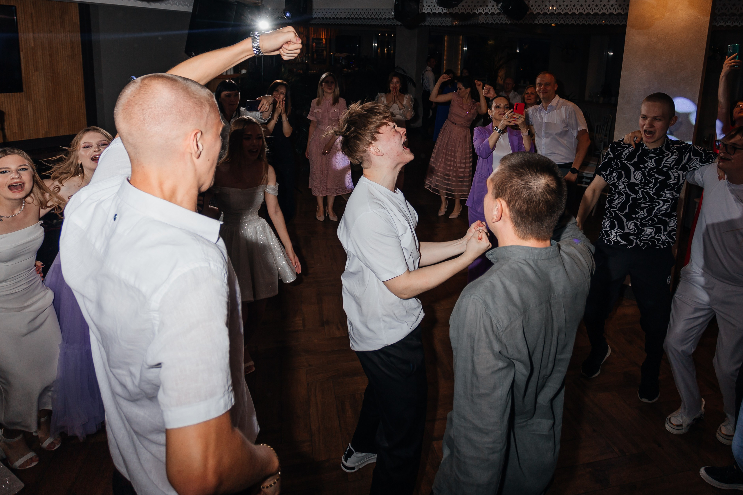 Выпускной 11 «А». Школа № 42. Свадебный фотограф в Краснодаре Николай Крауз