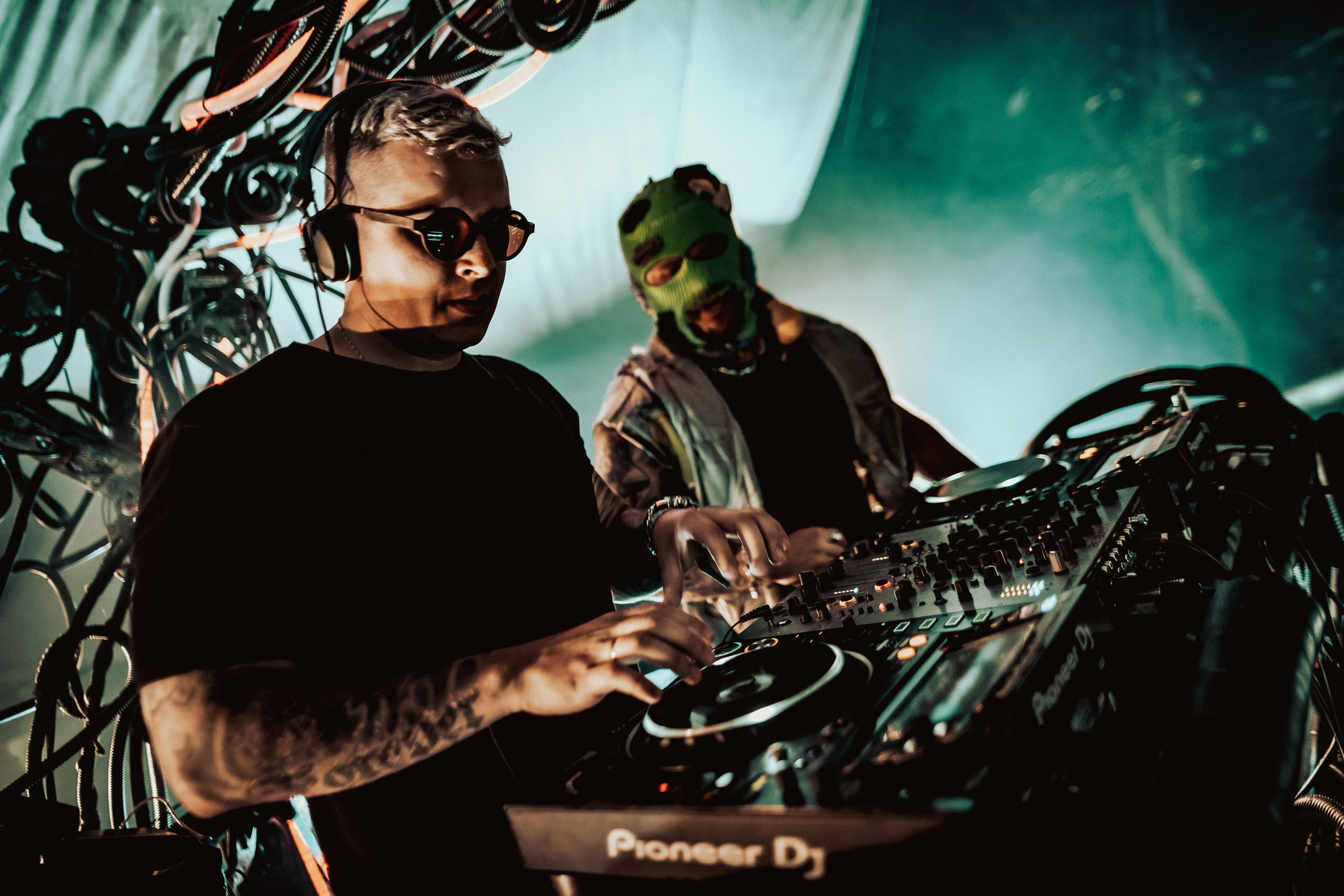 Инфо. Репортажный (клубный) фотограф в Москве