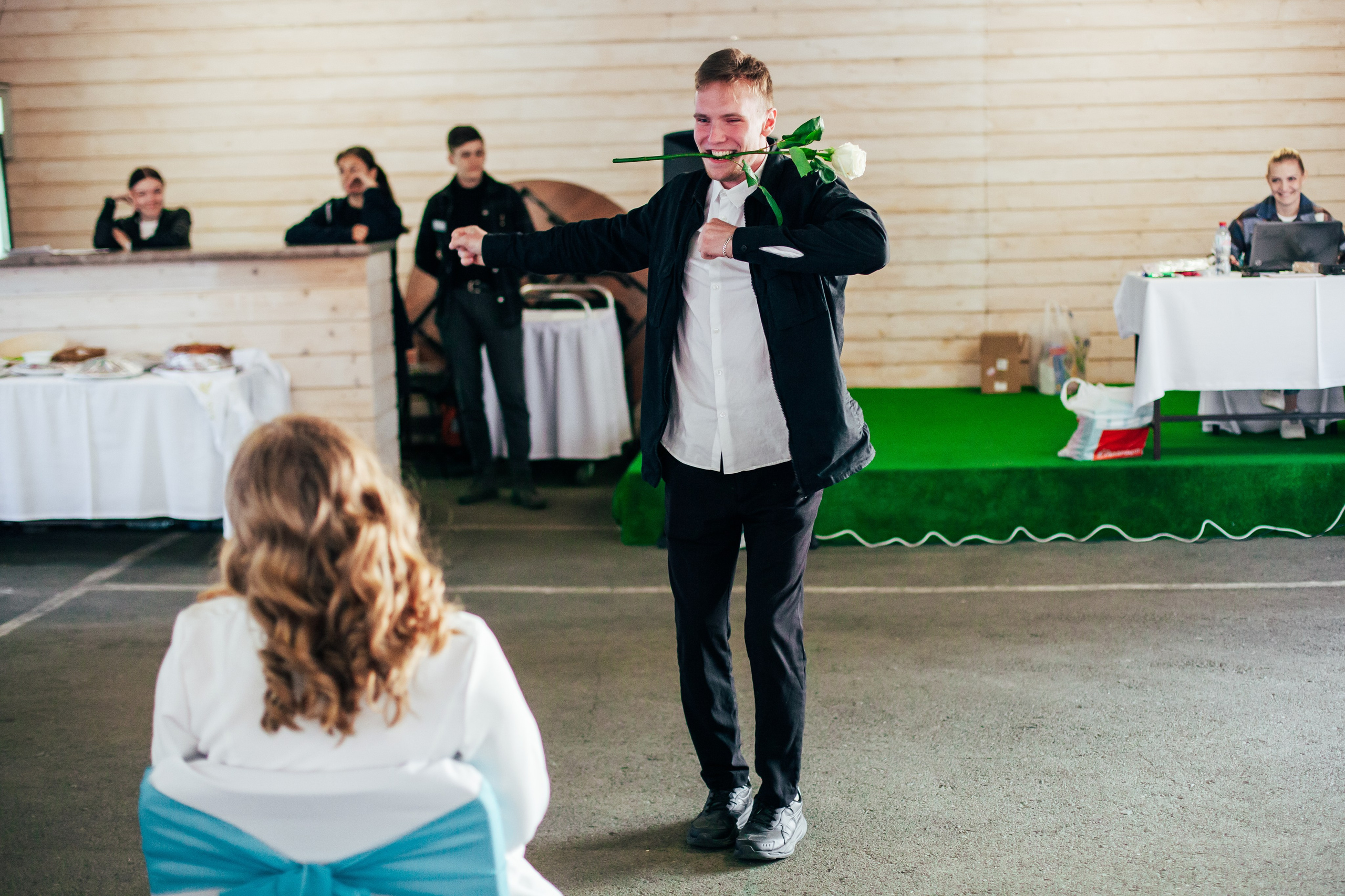 Солнечный. Свадебный фотограф в Екатеринбурге Полевской Соликамск