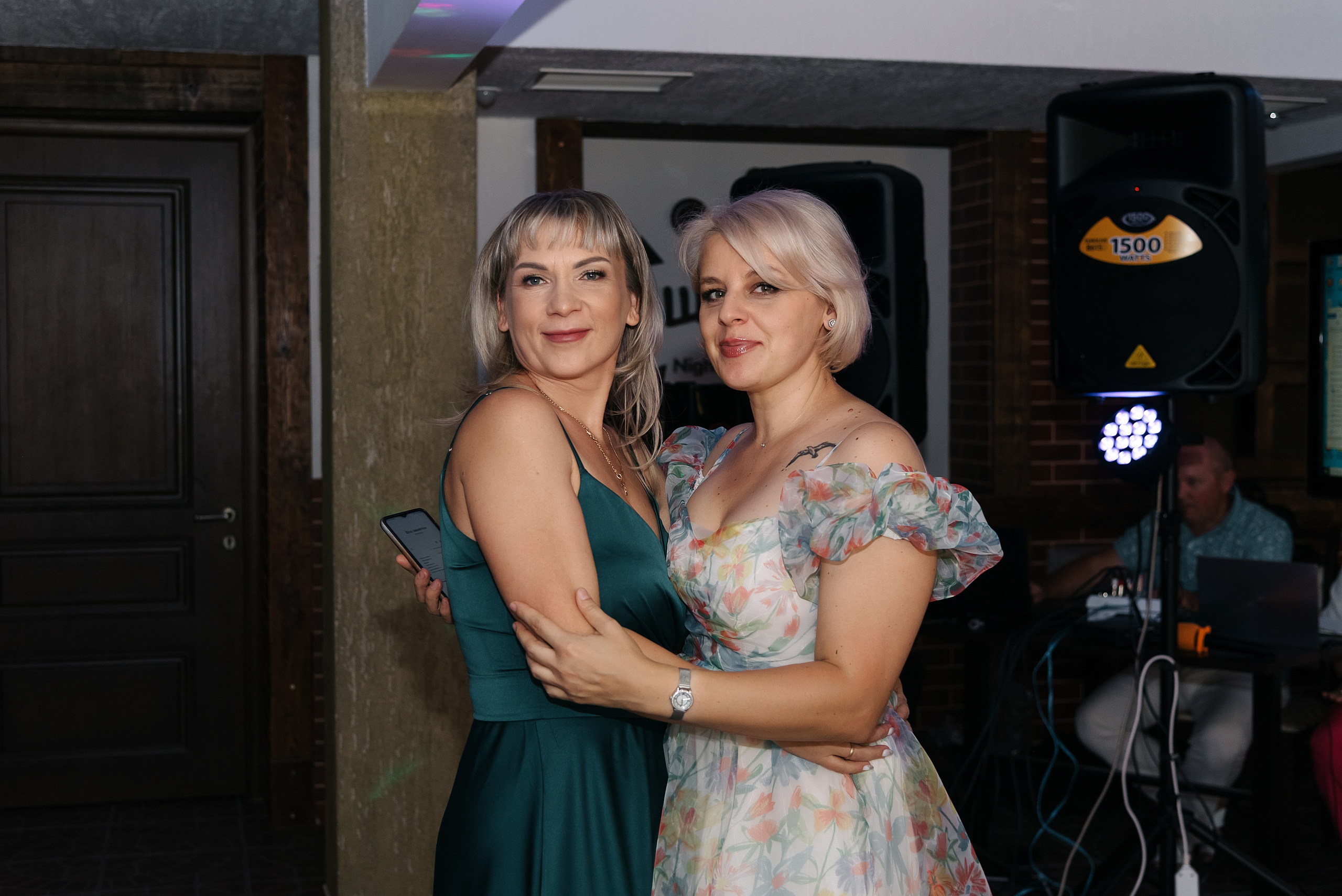 Роман и Карина. Фотограф Волжский Екатерина Егорова