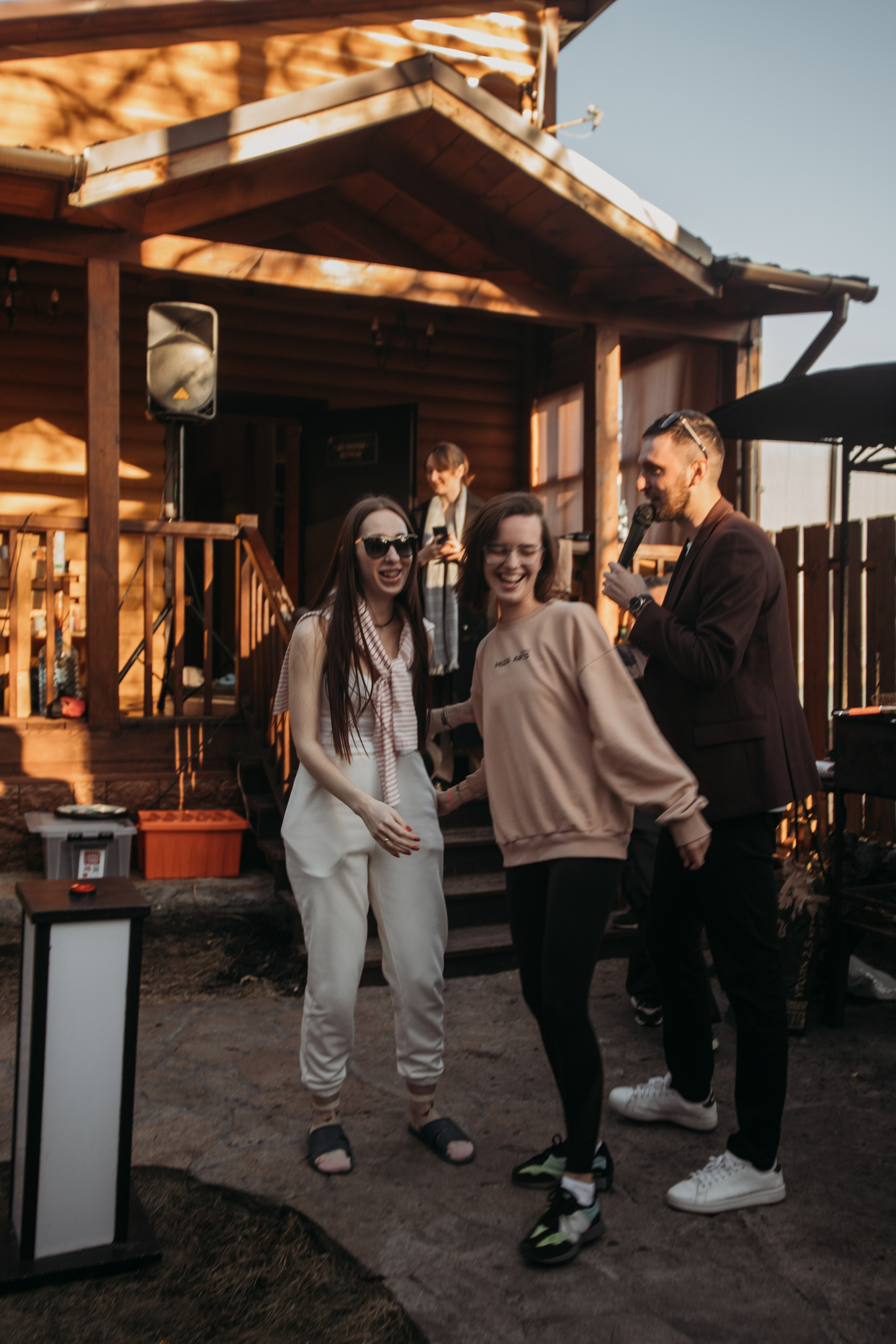 Корпоратив Muza_Arts. Венера Гайн. Репортажный фотограф  Тюмень. Обучение фотографии с 0