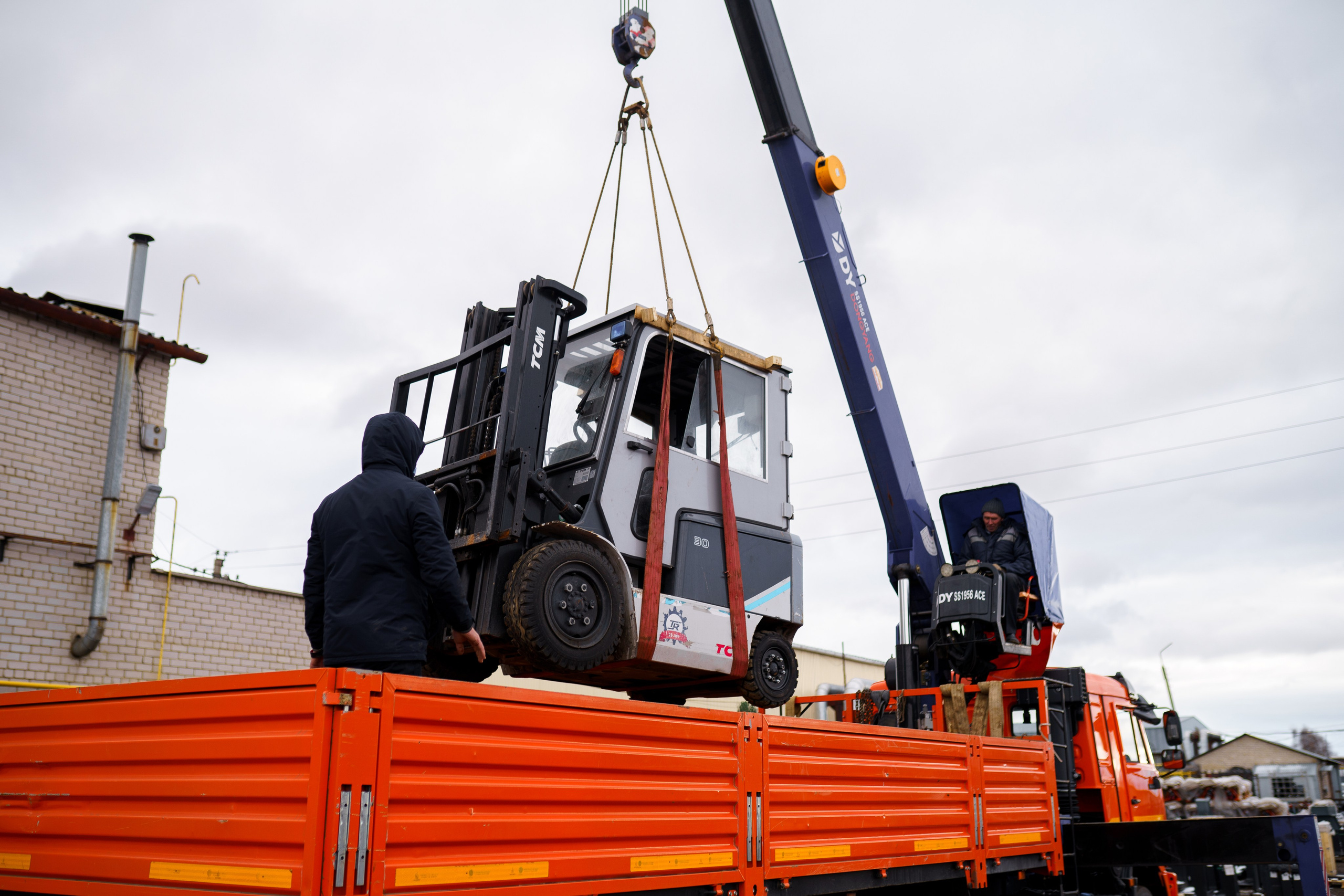 КОММЕРЦИЯ. Никита Аничкин фото и видео оператор из России