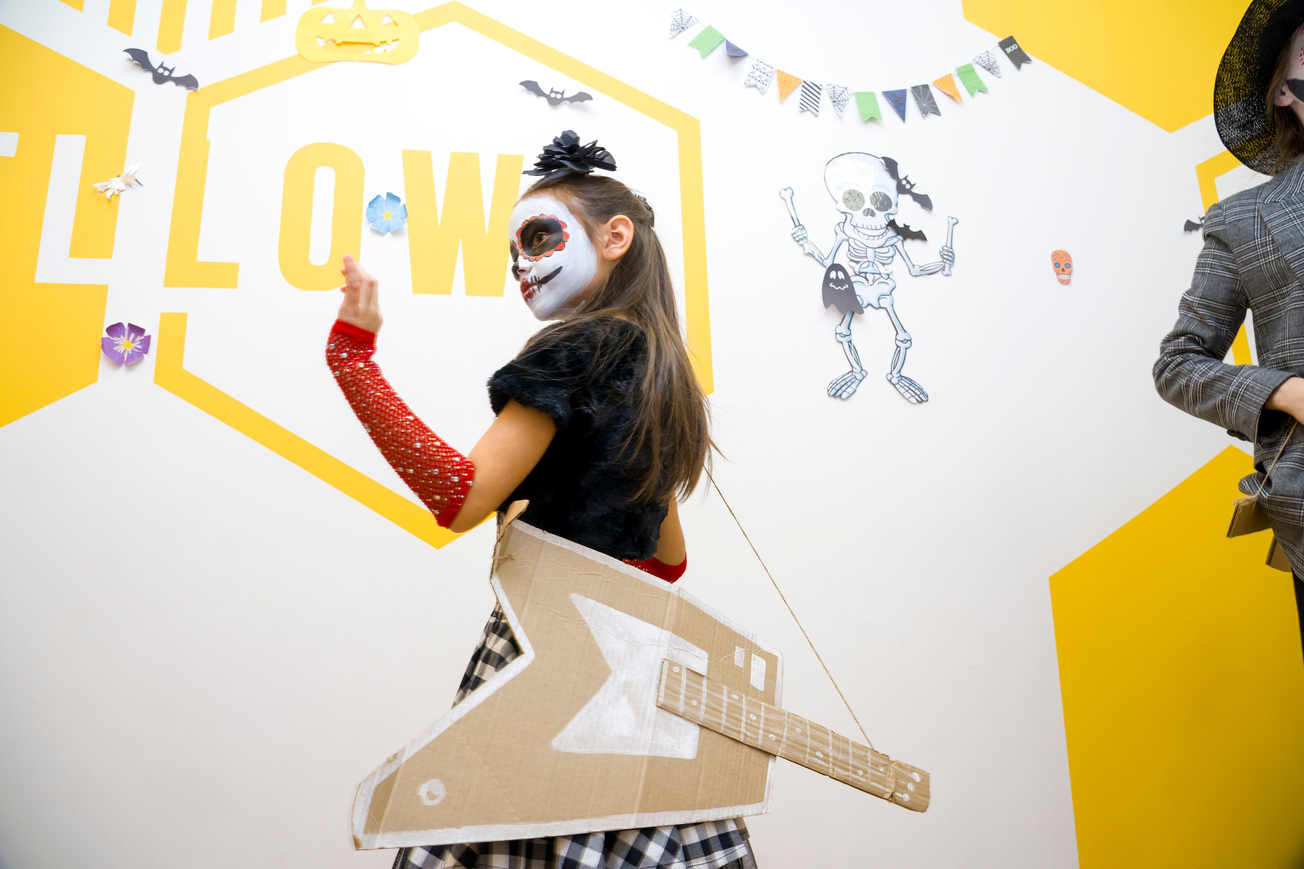 Репортаж детского праздника хеллоуин. Фотограф в Санкт-Петербурге. Репортажная и все съёмки для бизнеса