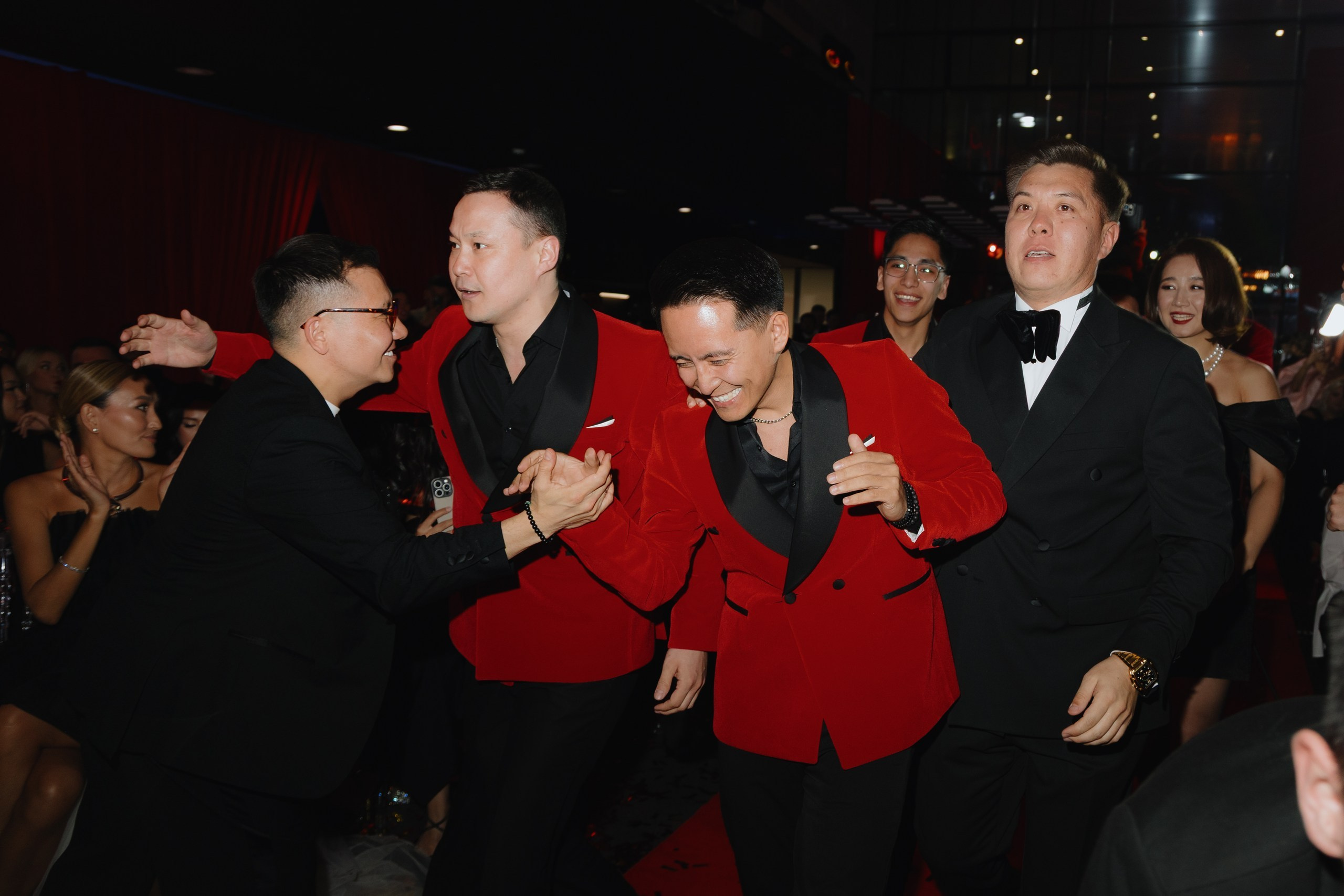 WEDS. Свадебный фотограф в Алматы Акежан Салыков