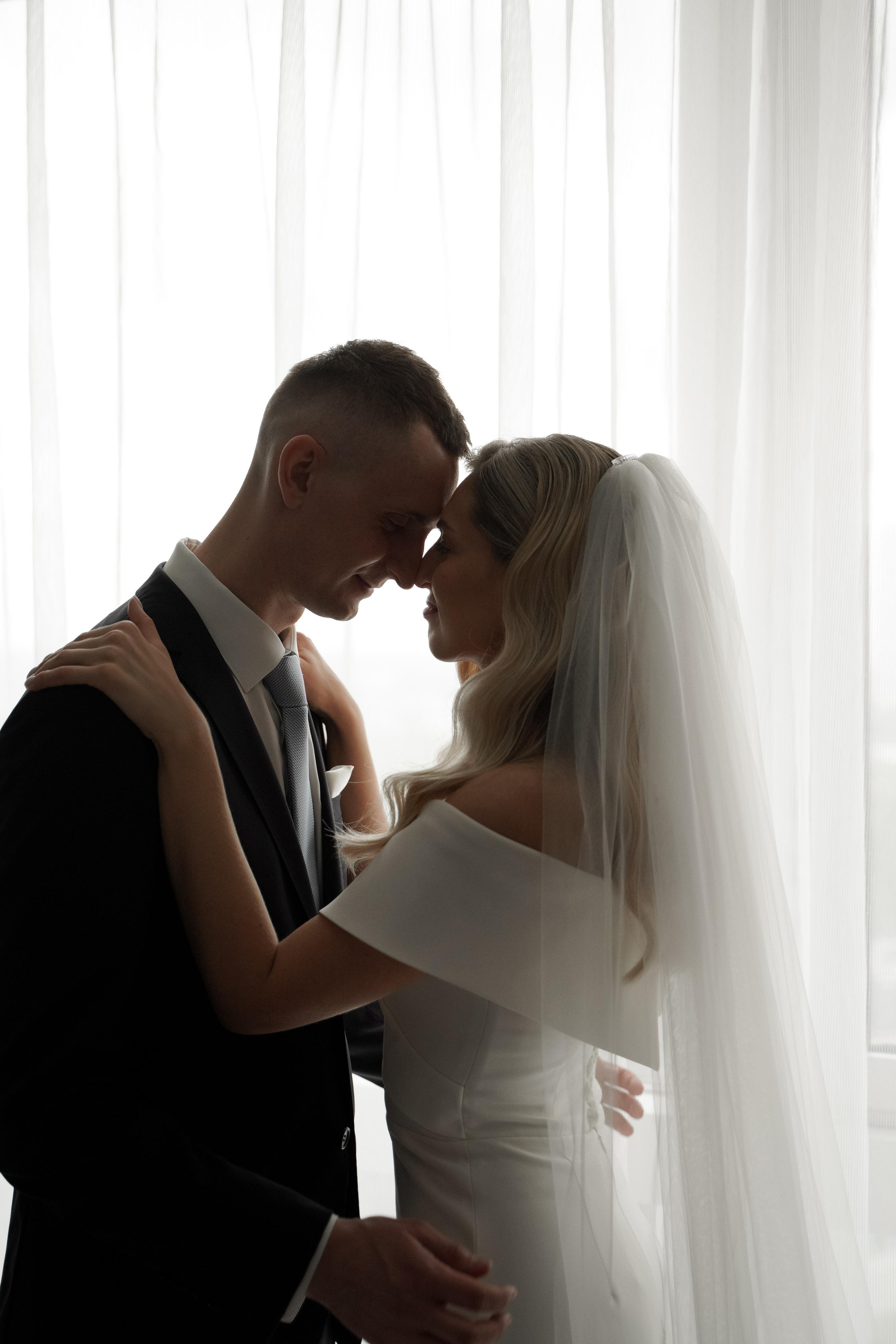 Полина и Владислав. Свадебный фотограф Марина Попова