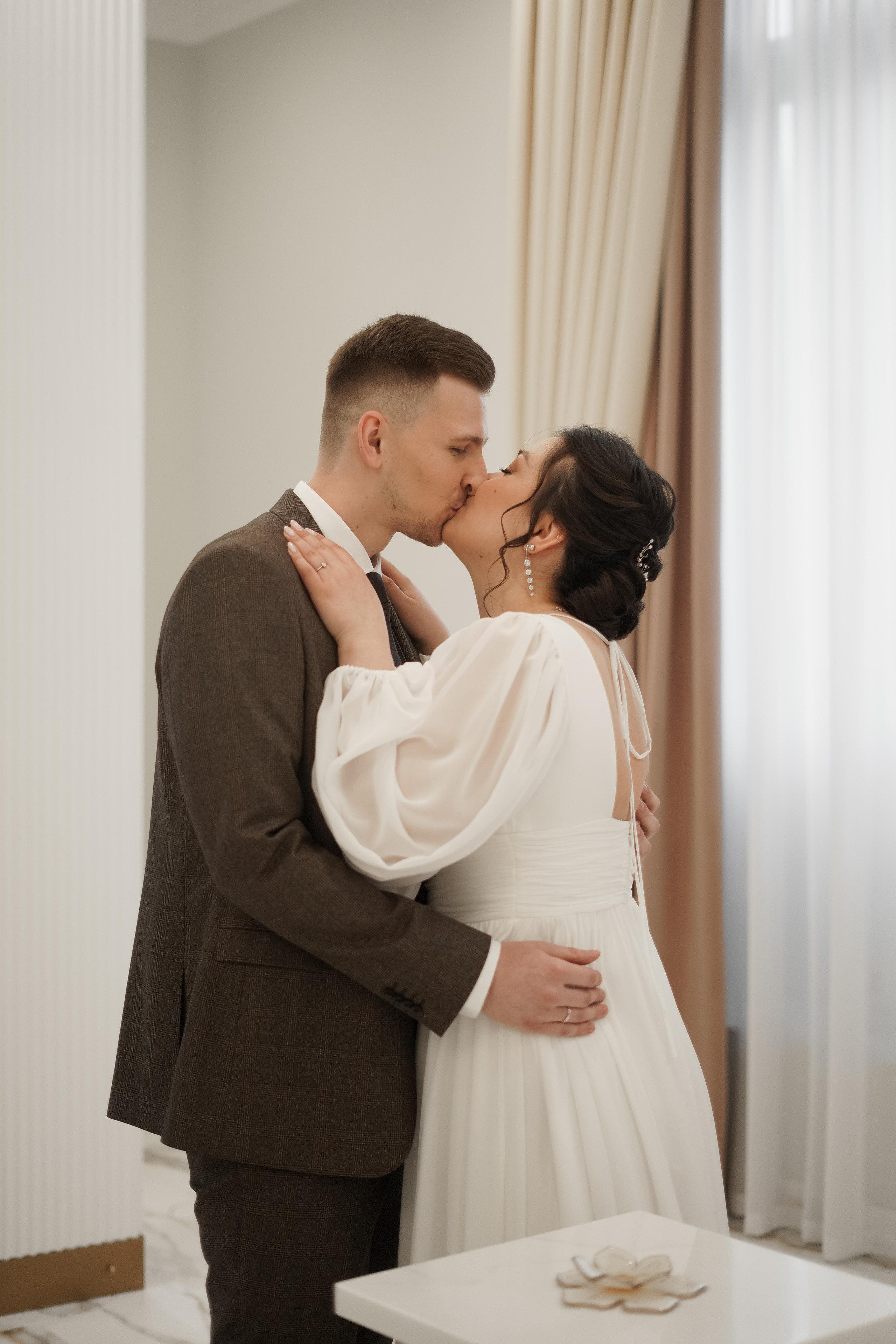 Арина и Владислав. Свадебный фотограф Марина Попова