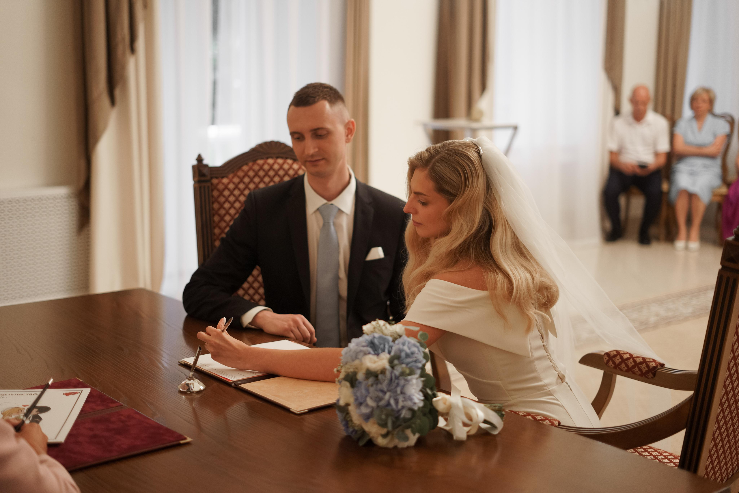 Полина и Владислав. Свадебный фотограф Марина Попова