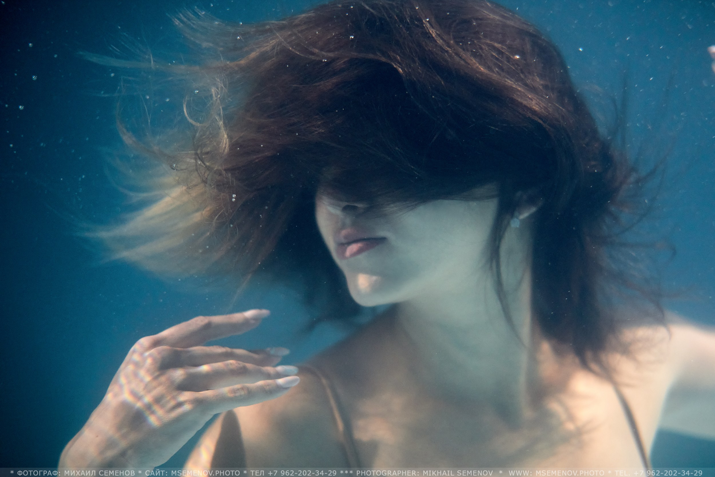 Подводная фотосессия Анжелика и Карина. Фотограф в Ярославле Михаил Семенов