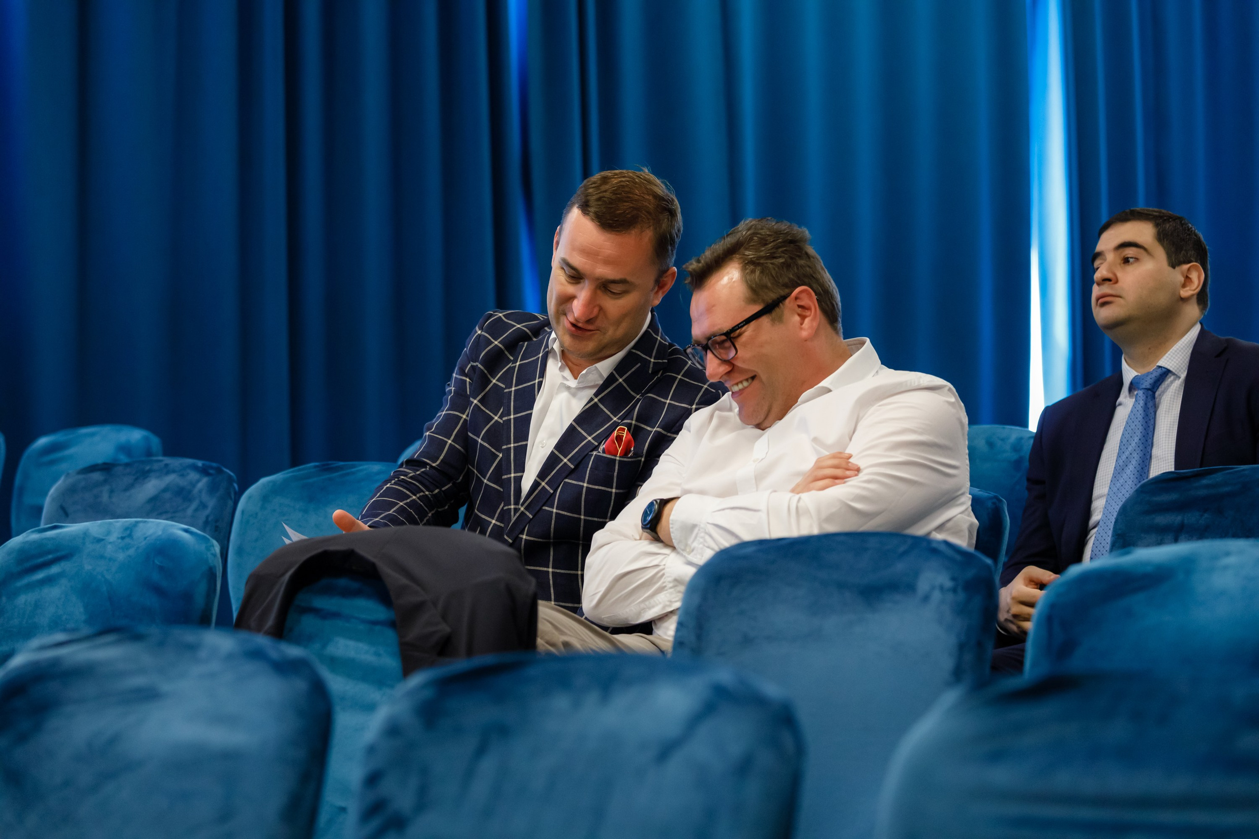 Конференция. COSMOS. Свадебный фотограф в Ярославле Анастасия Архипова