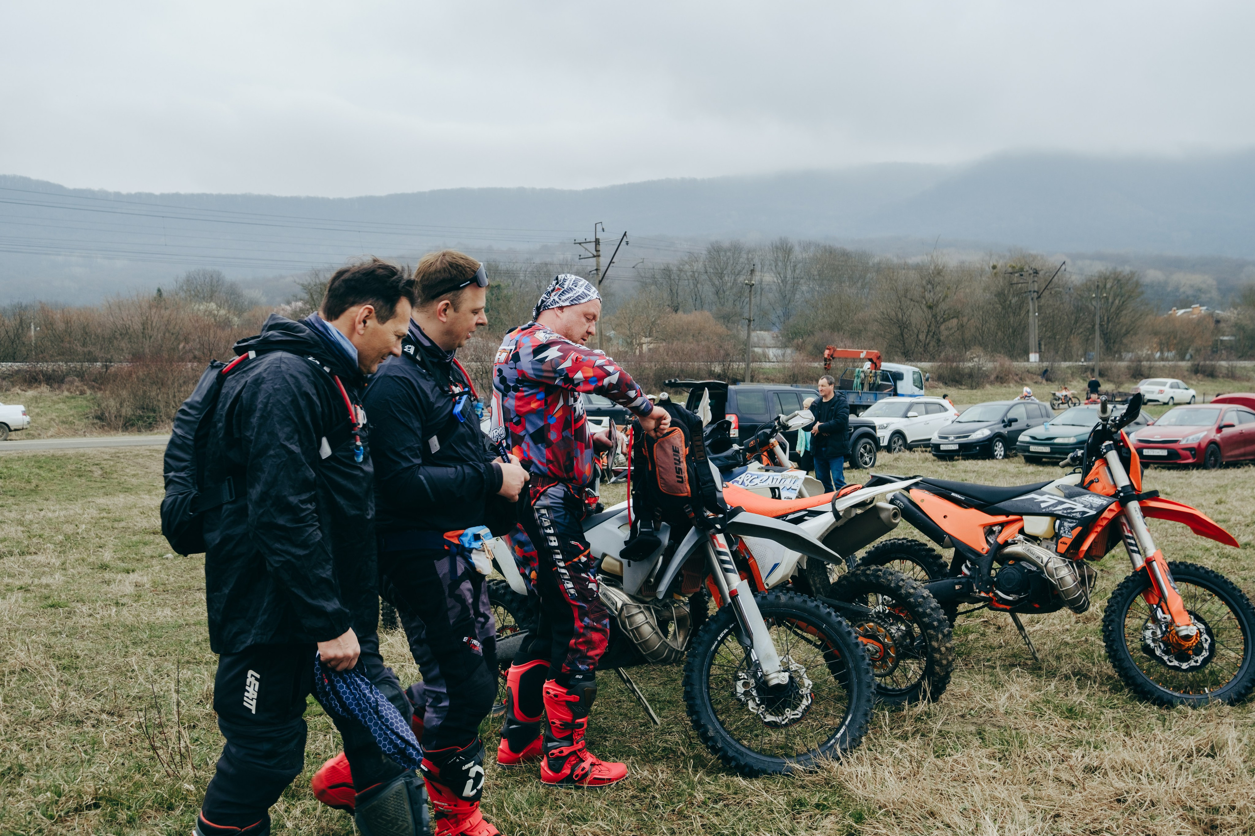 Эндуро Фест от Shamax Motors (Краснодар). Свадебный фотограф Денис Ожигин в Краснодаре и крае. Эмоциональная и стильная съемка вашего дня