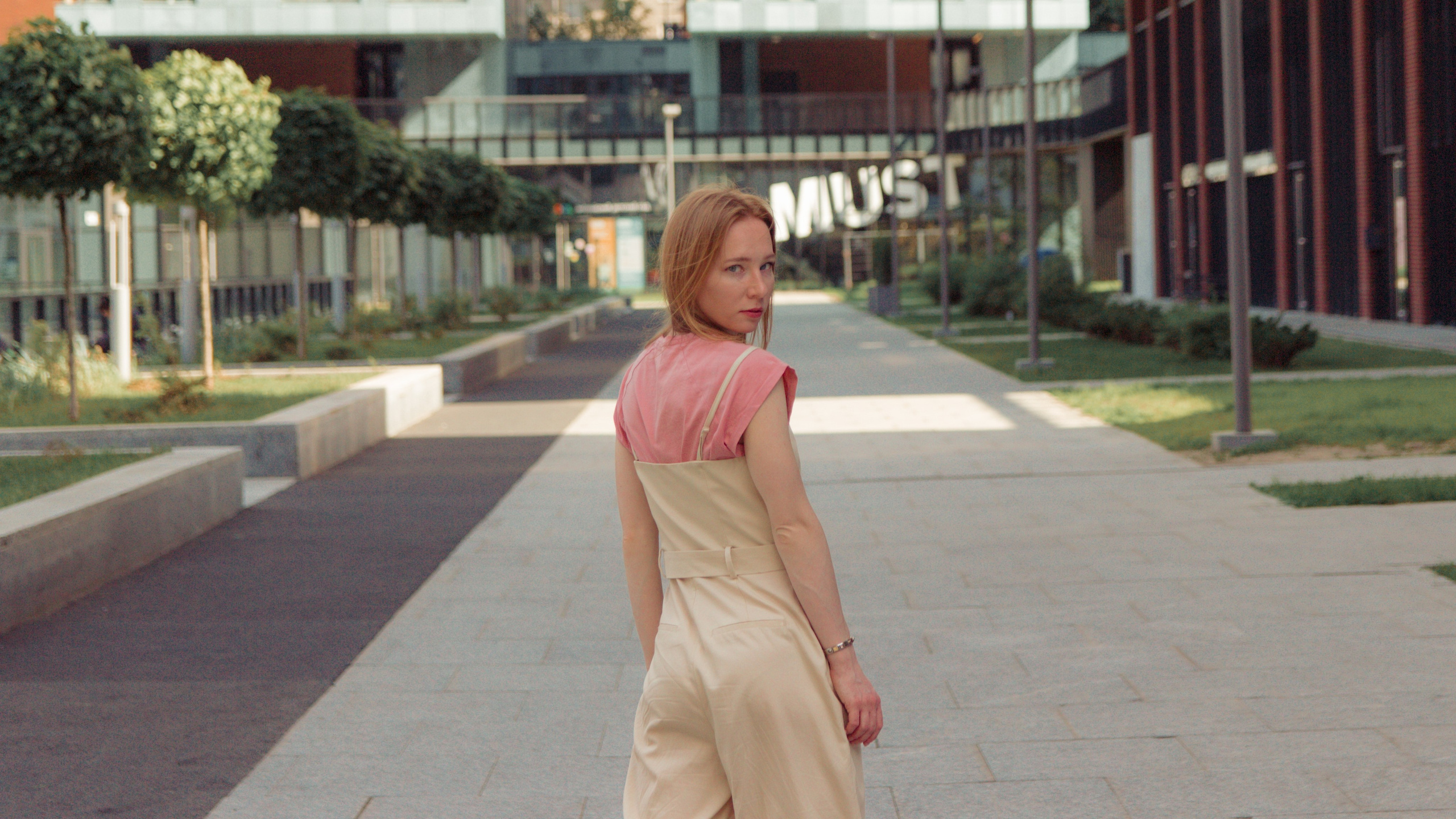 Уличная фотосессия. Фотограф в Москве Виталий Мишкин