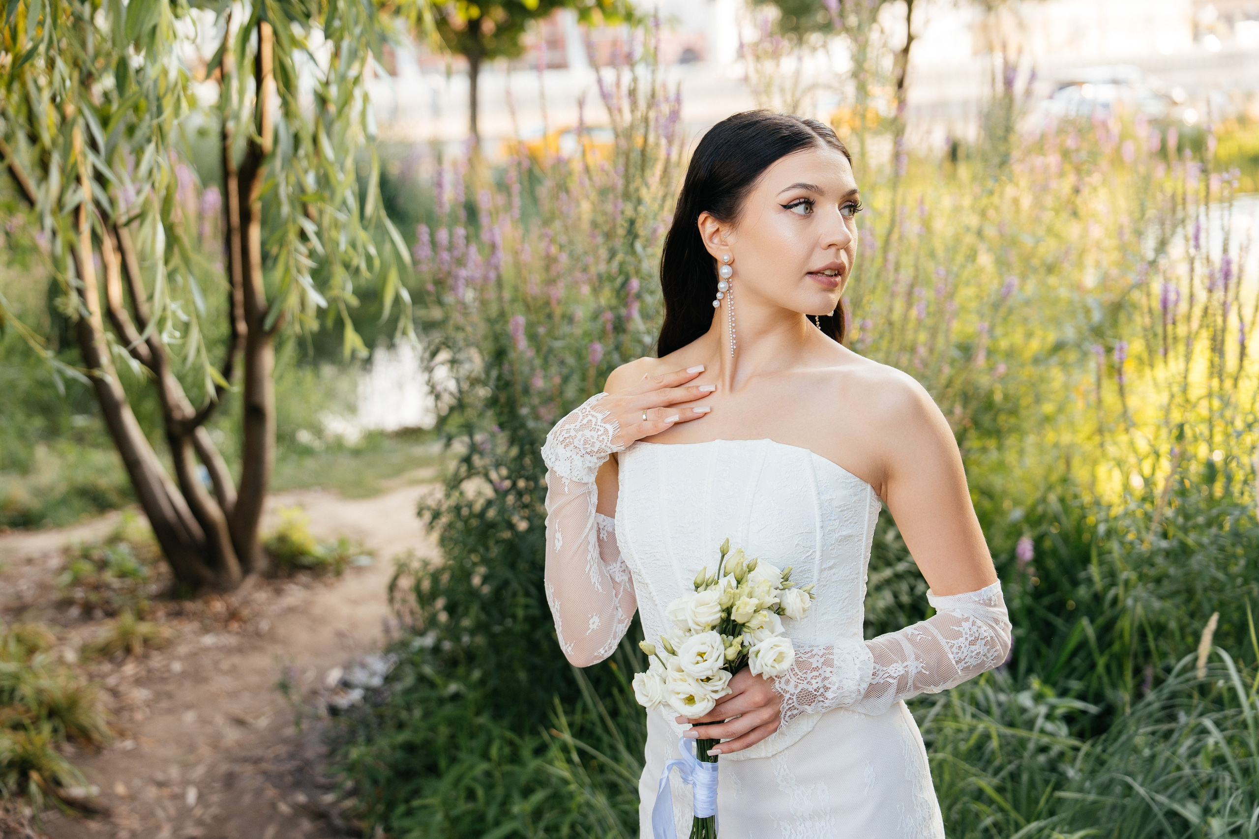 Свадебная фотосессия в Москве у высотки на Котельнической набережной. Свадебный фотограф в Москве Анна Полушина