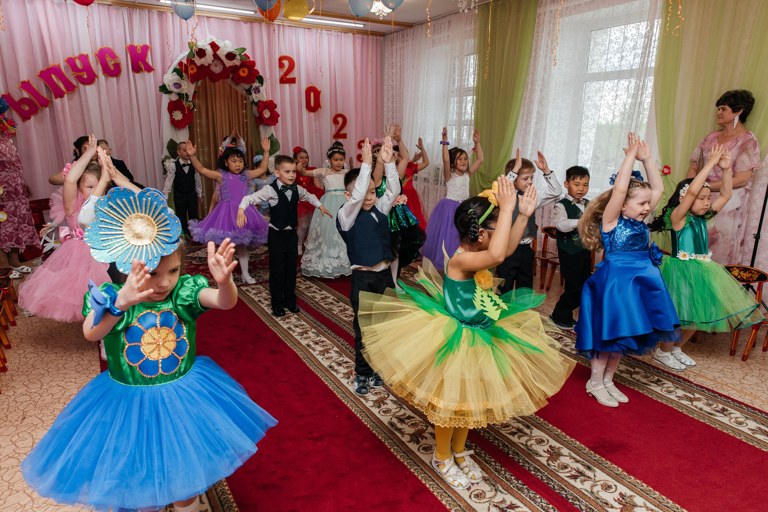 Выпускной Солнышко 2023. Воронистая Анастасия. Фотограф Якутия, Томпонский район