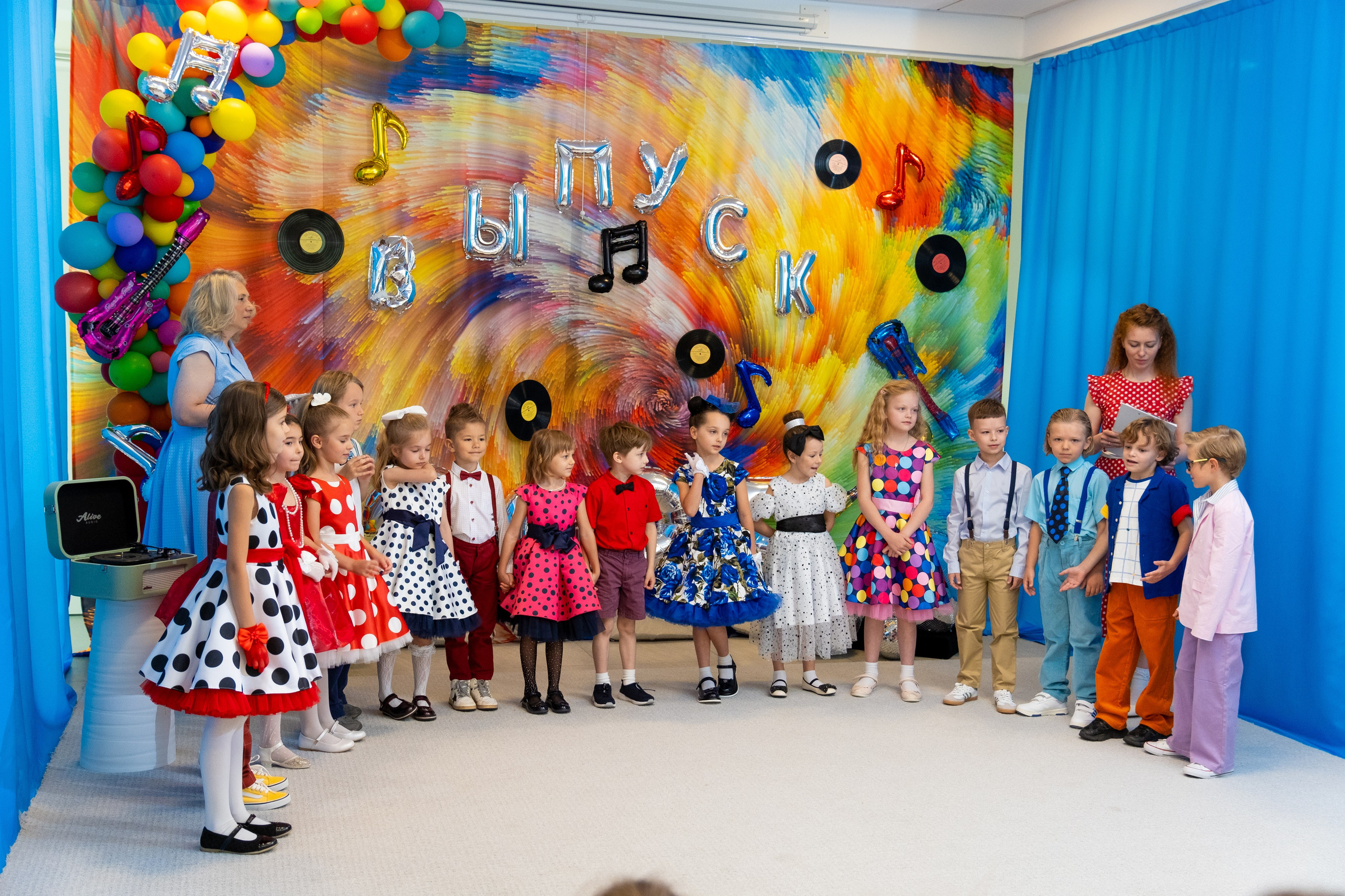 Выпускной. Профессиональный фотограф в Москве и Одинцово Родика Архип