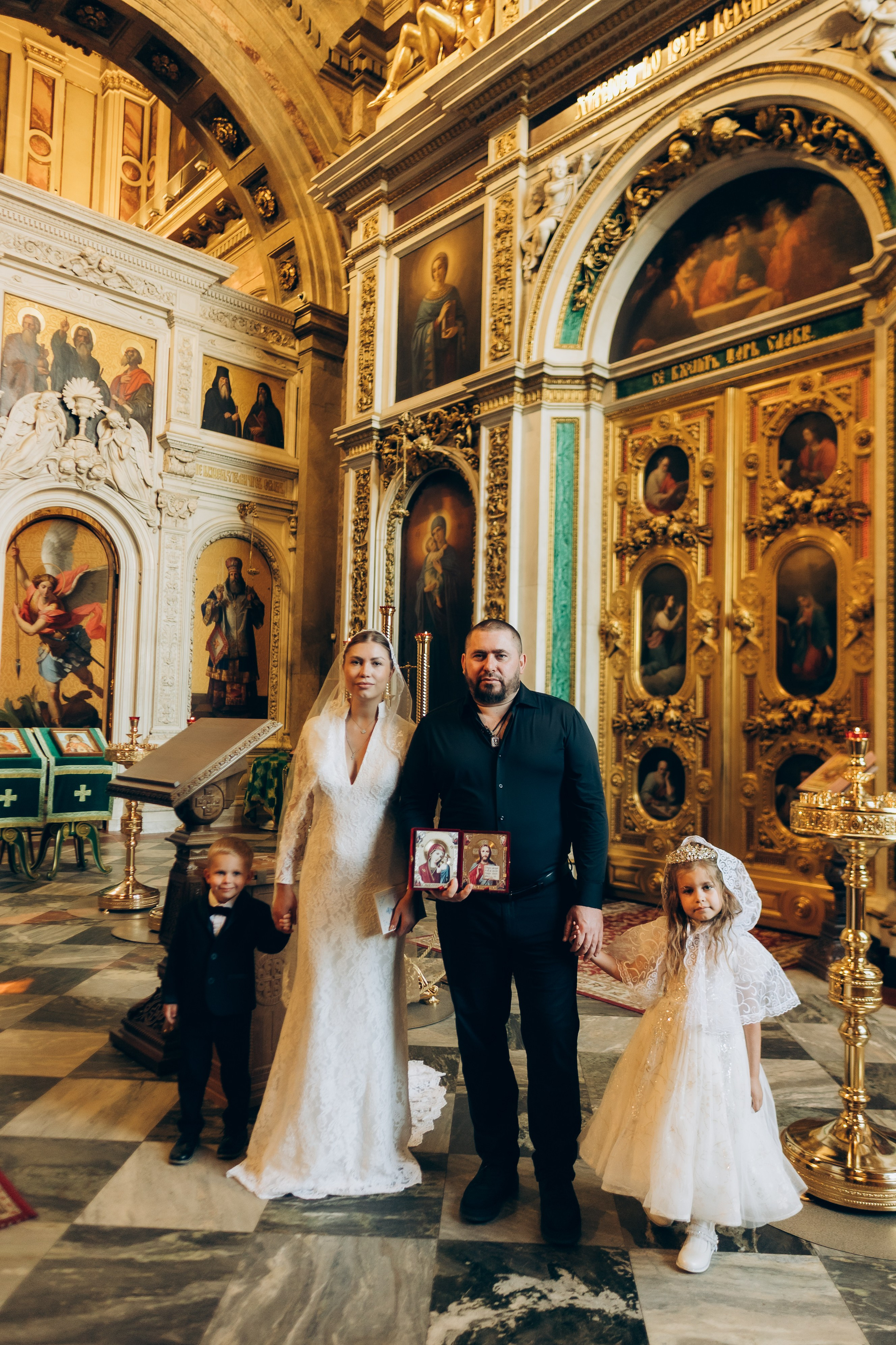 Венчание Исаакиевский. Фотограф ПИТЕР СПБ Надежда Баранова