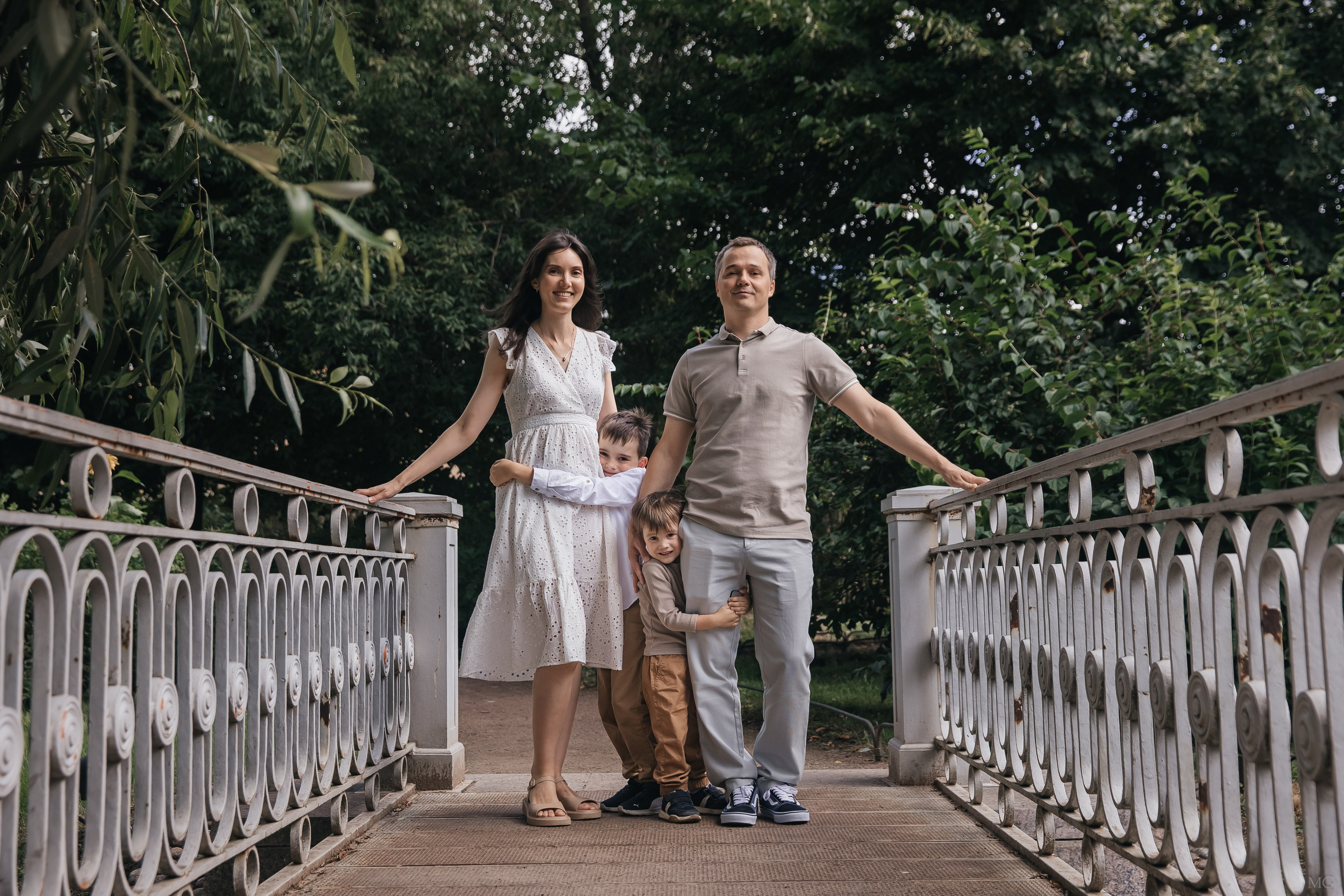 Прогулка в Польском саду. Маша Гонтарь Семейный домашний репортажный фотограф в Санкт-Петербурге