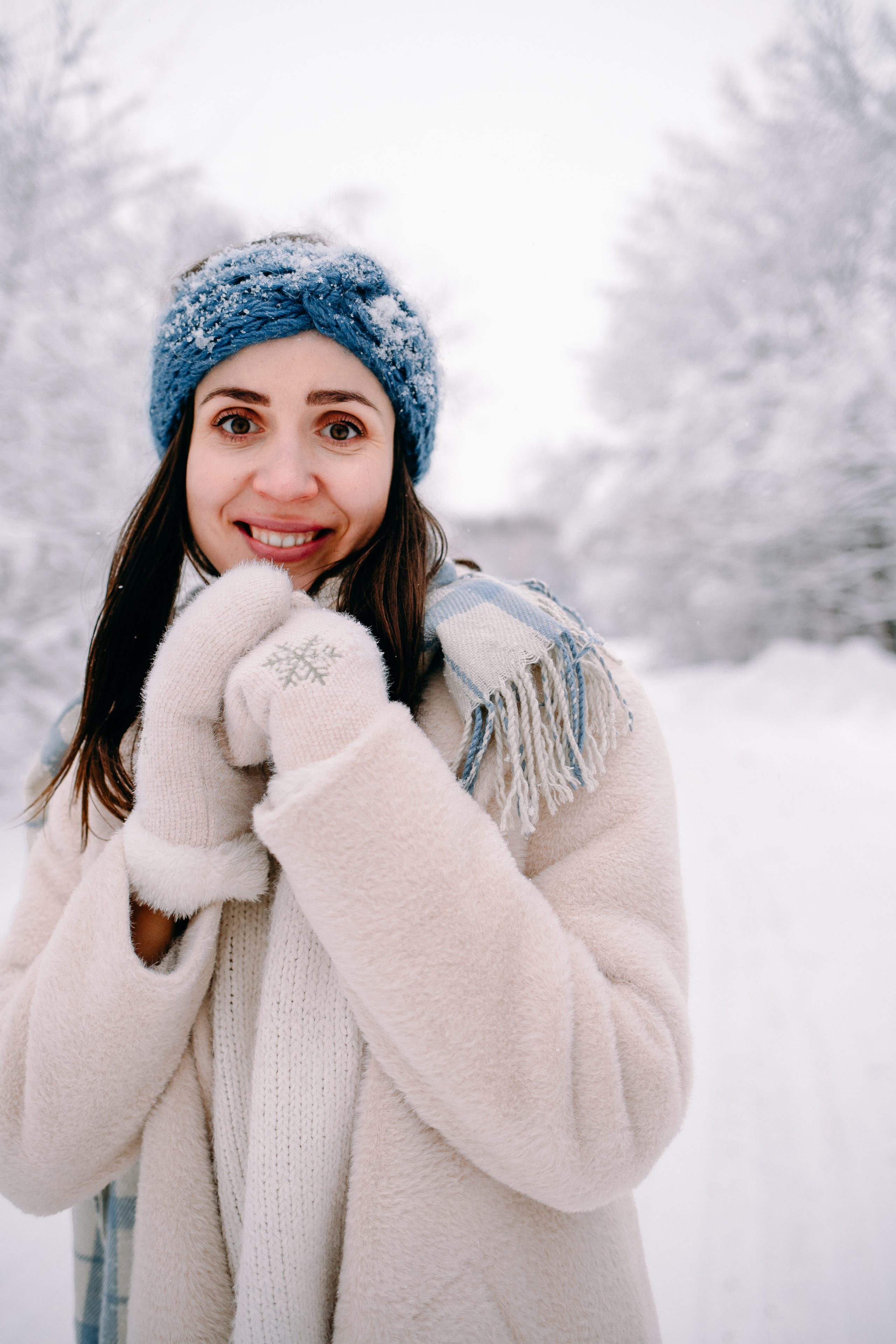 Любовь в заснеженном лесу. Портретный фотограф в Минске Анна Волейко