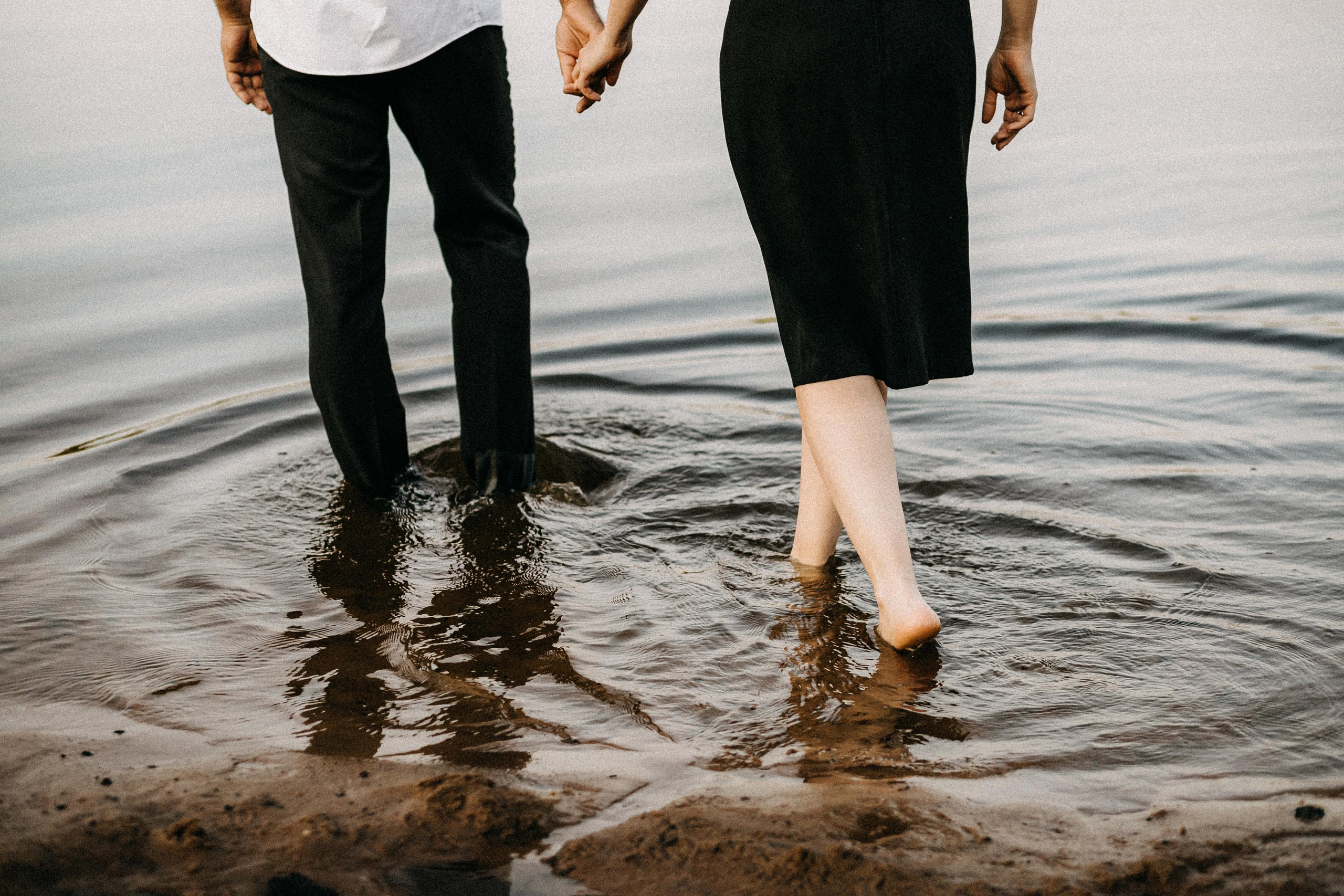 С бала на берег реки. Портретный фотограф в Минске Анна Волейко