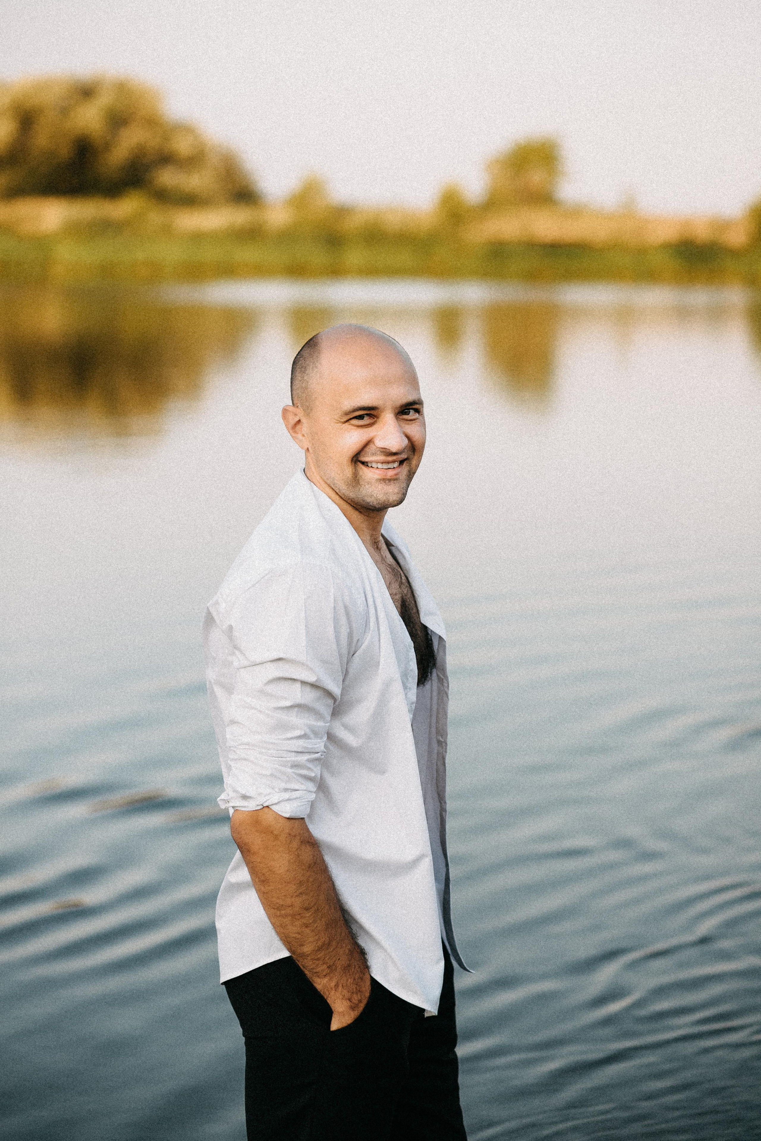 С бала на берег реки. Портретный фотограф в Минске Анна Волейко