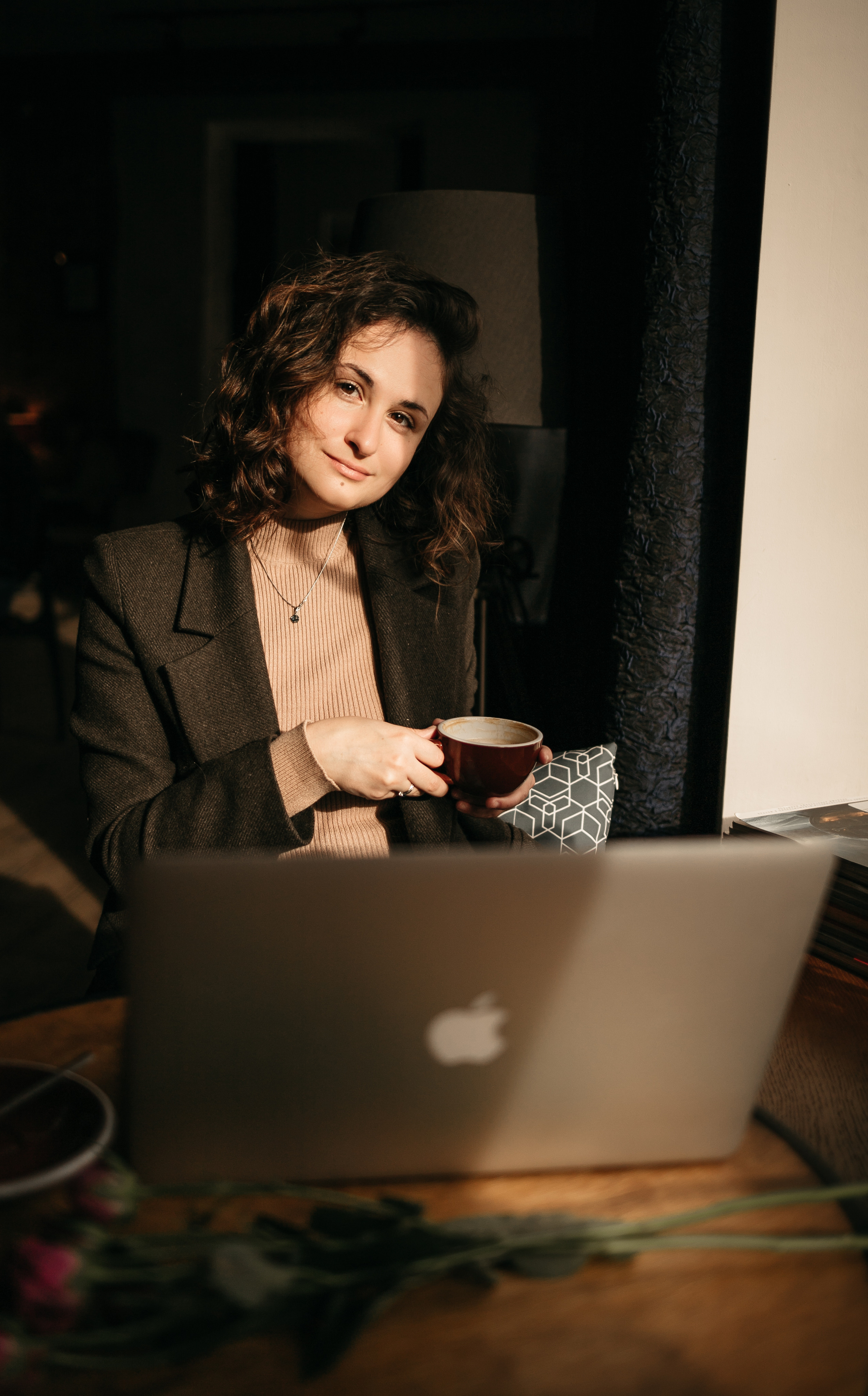 Завтрак молодой писательницы. Портретный фотограф в Минске Анна Волейко