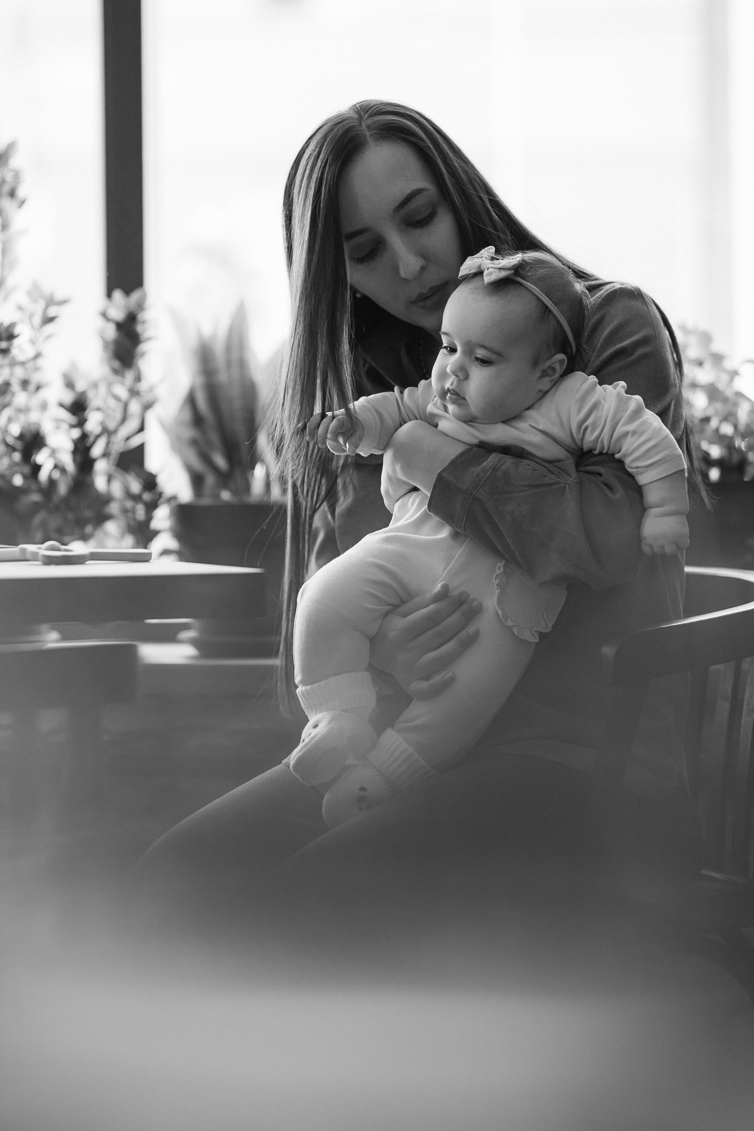 Первый выход в свет для Евы. Портретный фотограф в Минске Анна Волейко