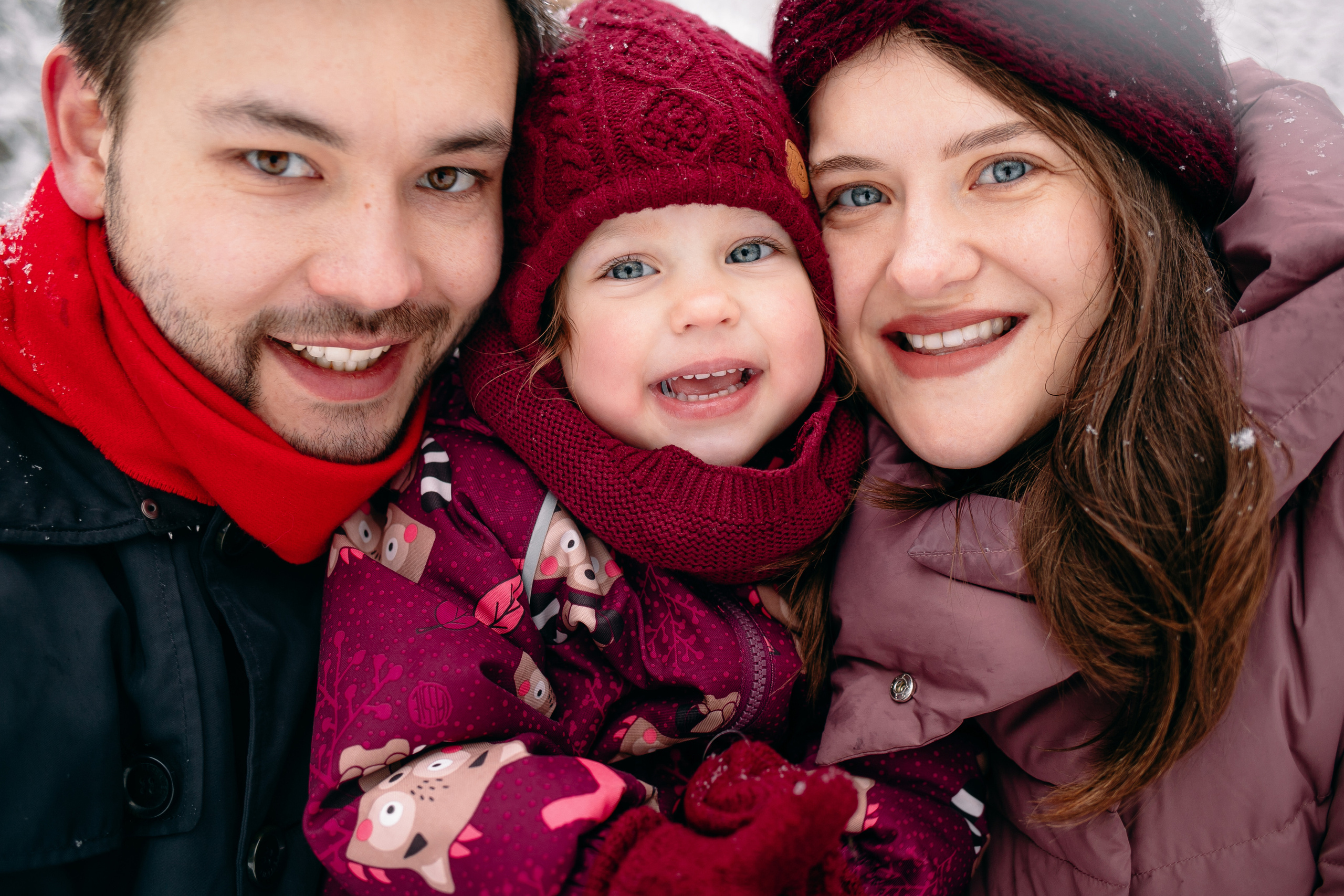 Снежный день в еловом лесу. Портретный фотограф в Минске Анна Волейко