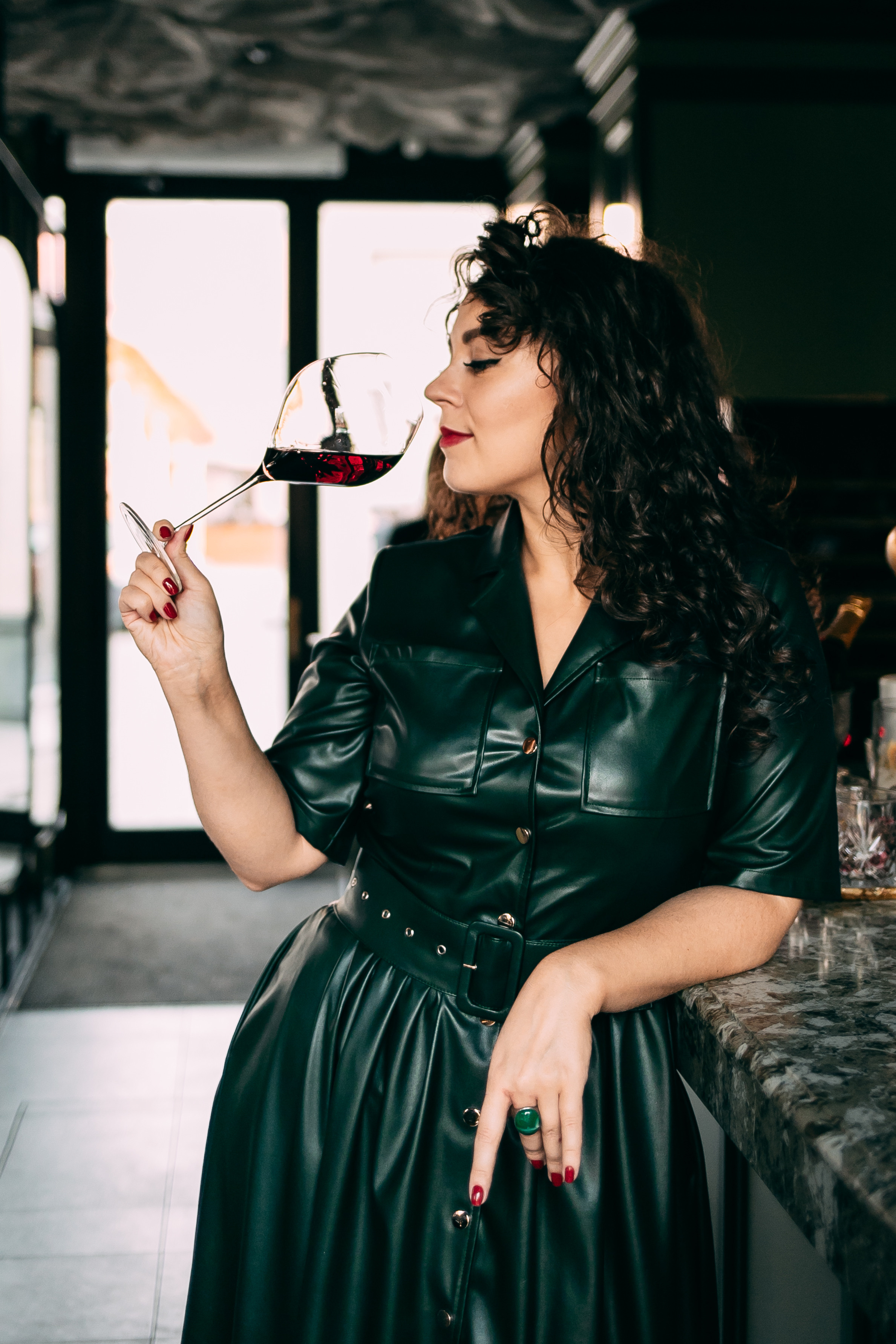 Портрет для винного блогера. Портретный фотограф в Минске Анна Волейко