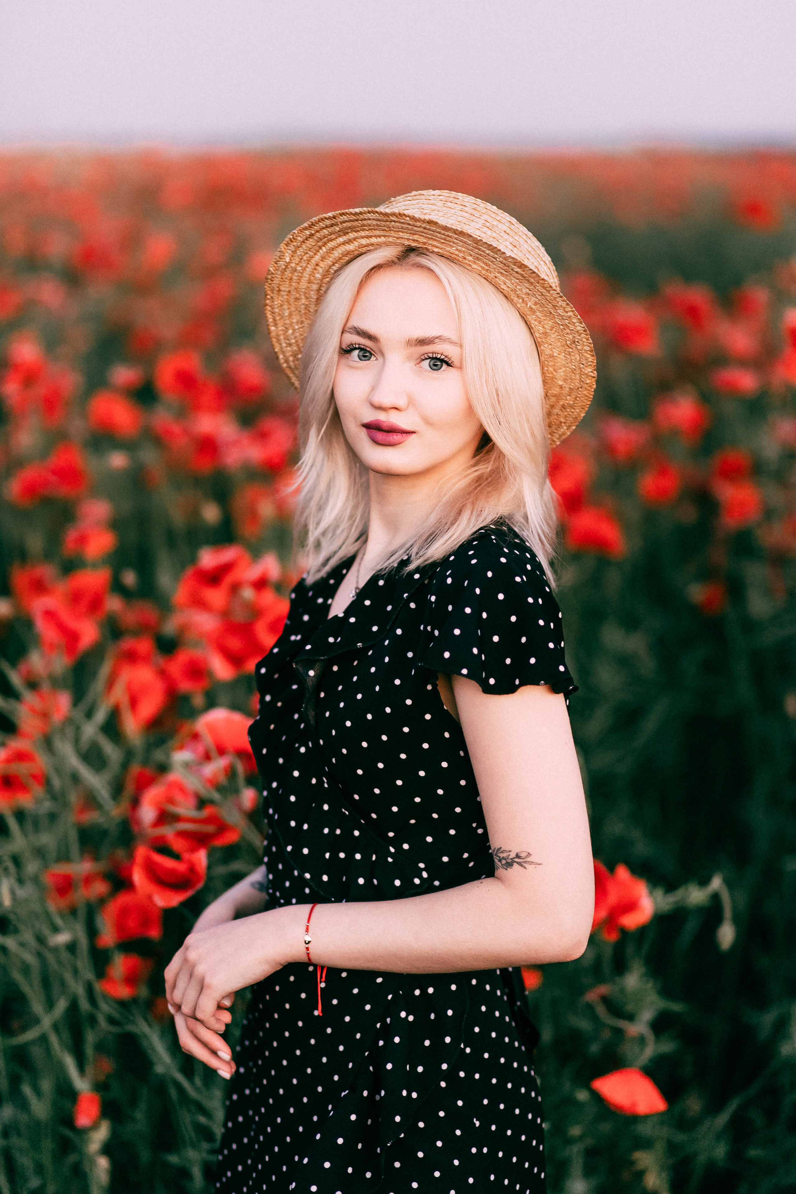 Встретить рассвет в маковом поле. Портретный фотограф в Минске Анна Волейко