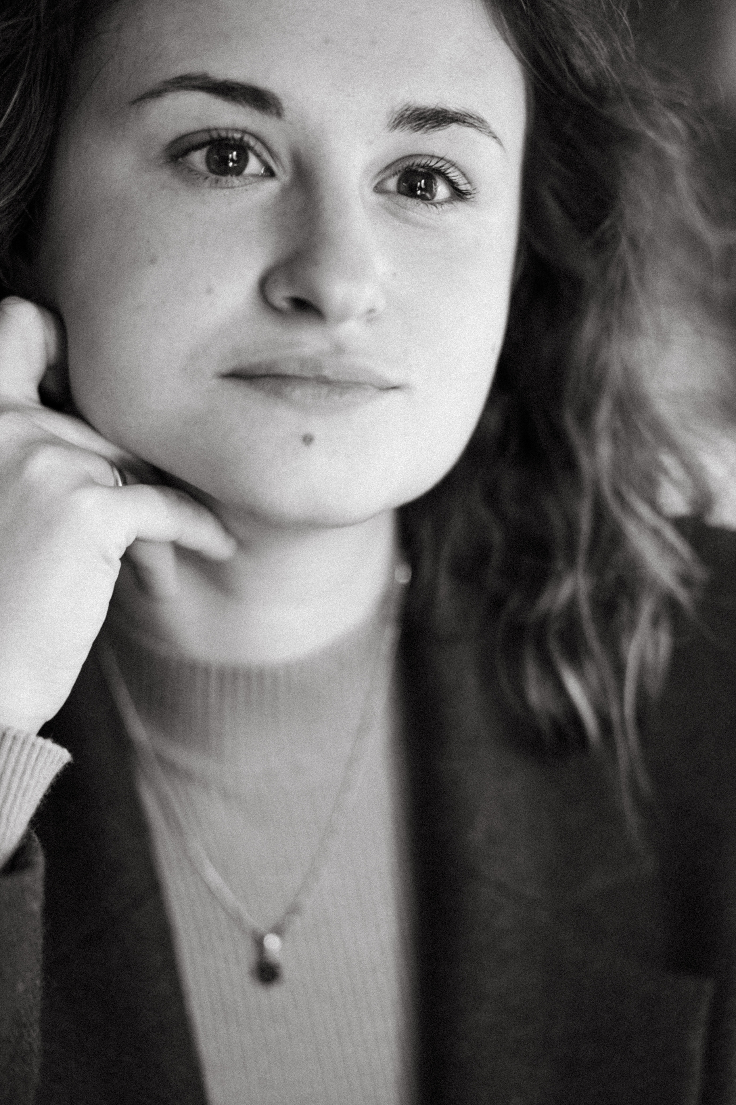 Завтрак молодой писательницы. Портретный фотограф в Минске Анна Волейко