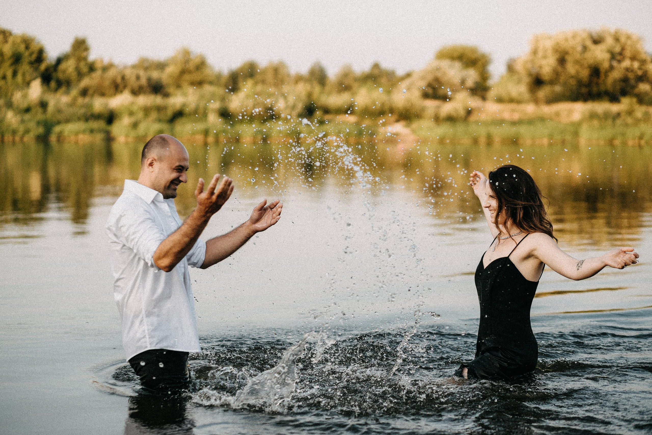 С бала на берег реки. Портретный фотограф в Минске Анна Волейко