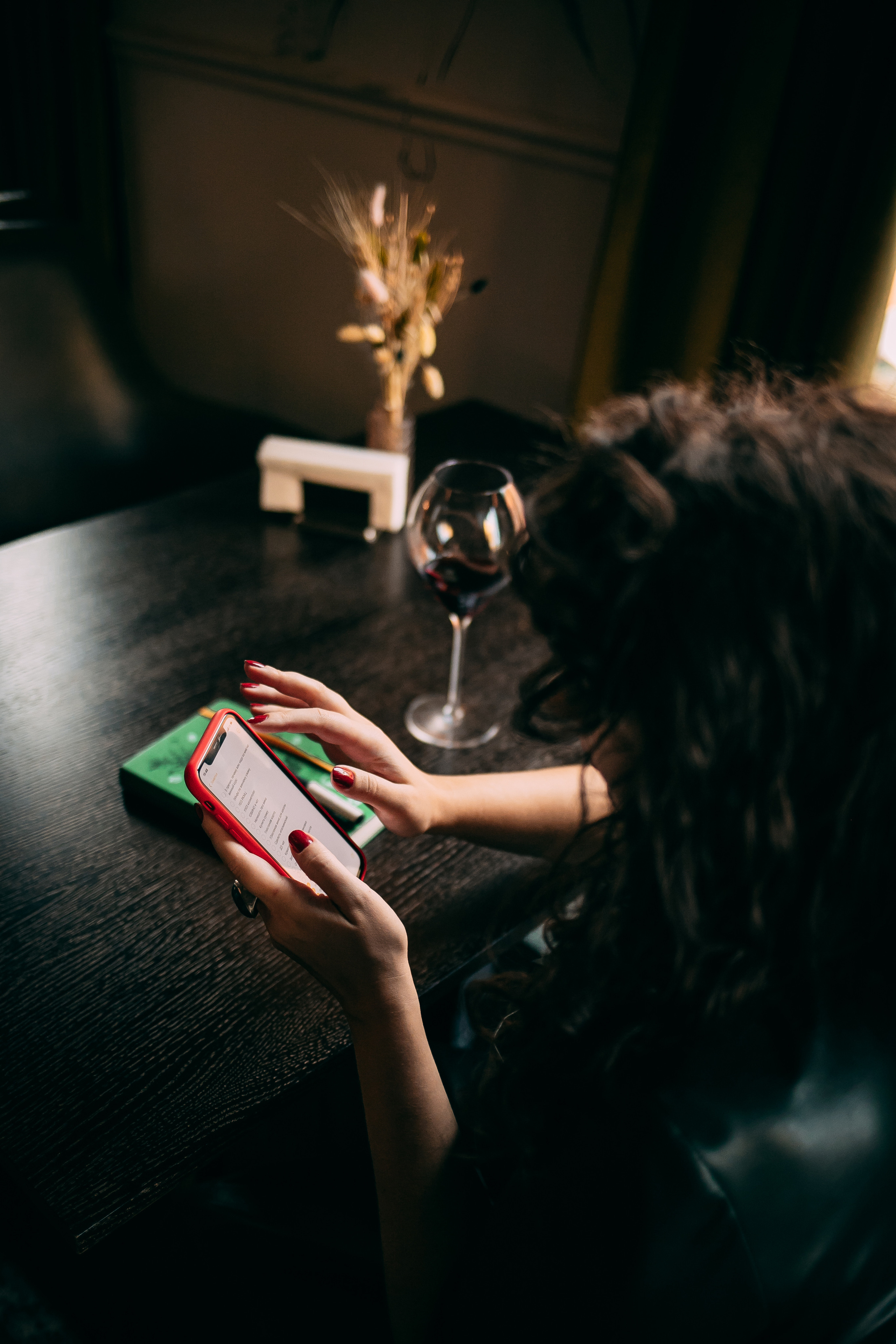 Портрет для винного блогера. Портретный фотограф в Минске Анна Волейко