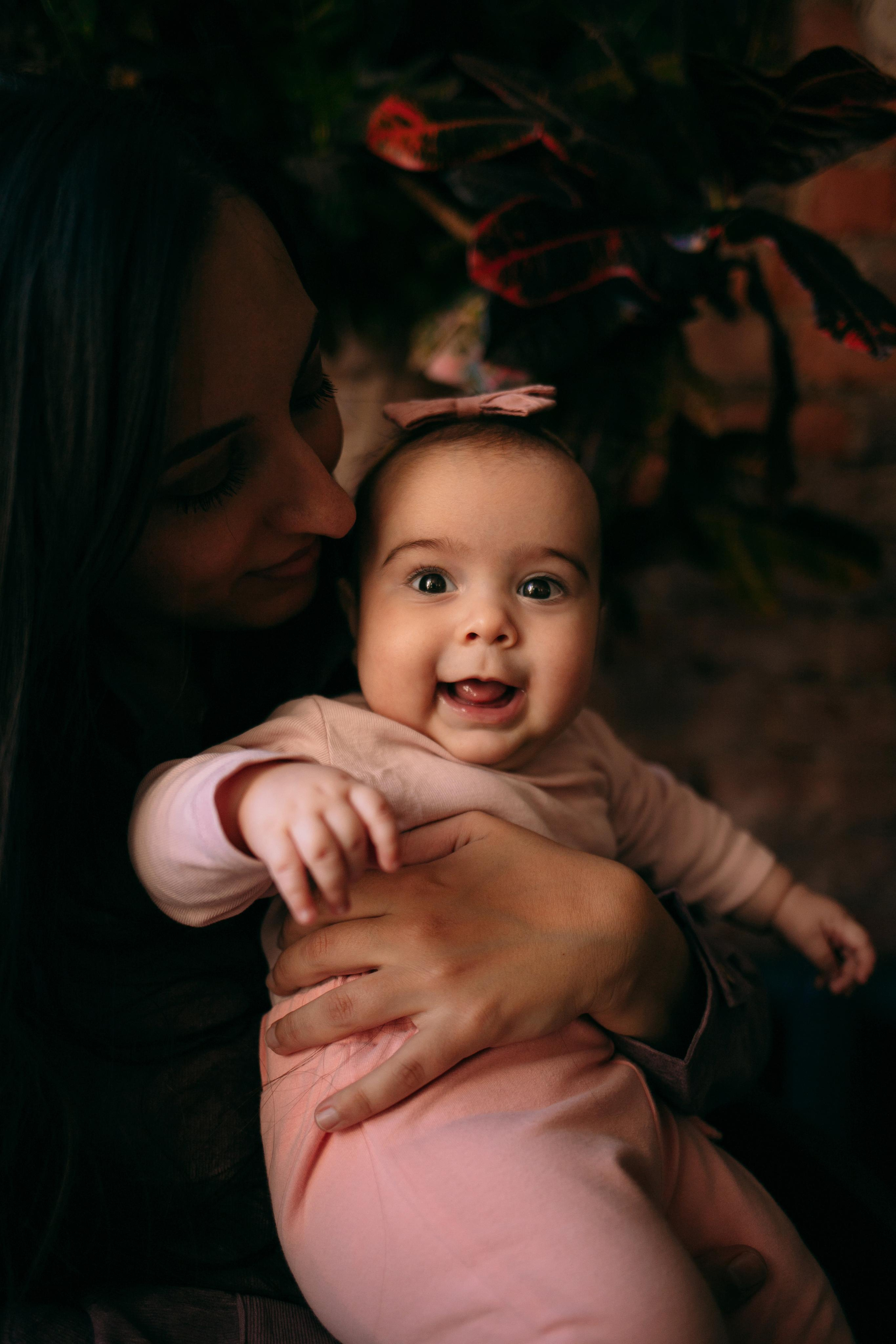 Первый выход в свет для Евы. Портретный фотограф в Минске Анна Волейко