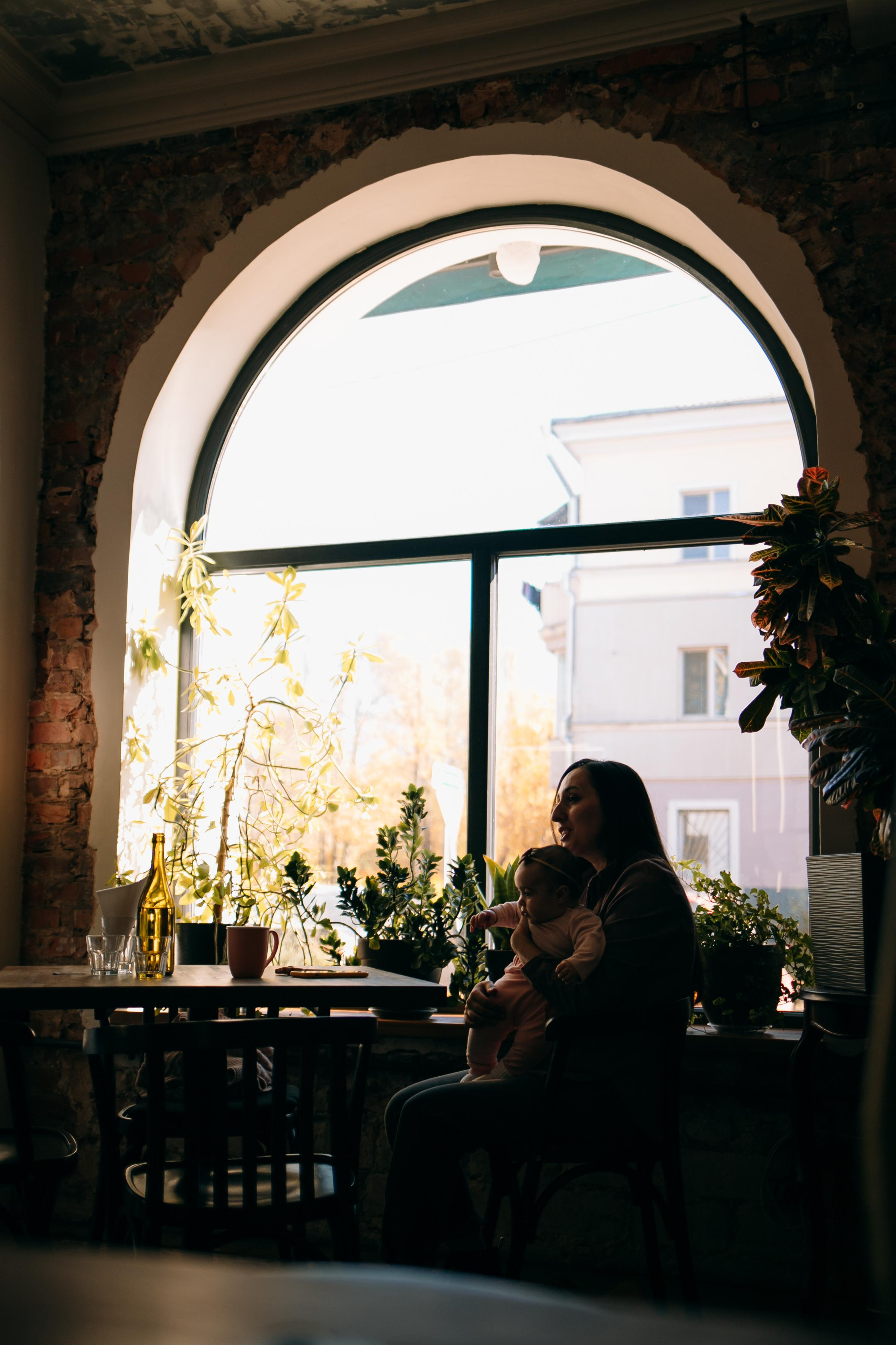Первый выход в свет для Евы. Портретный фотограф в Минске Анна Волейко
